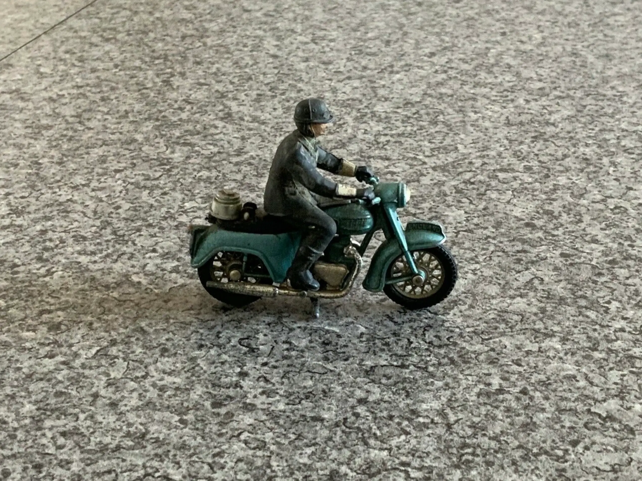 Britains No 9697 Police Patrol Triumph Thunderbird