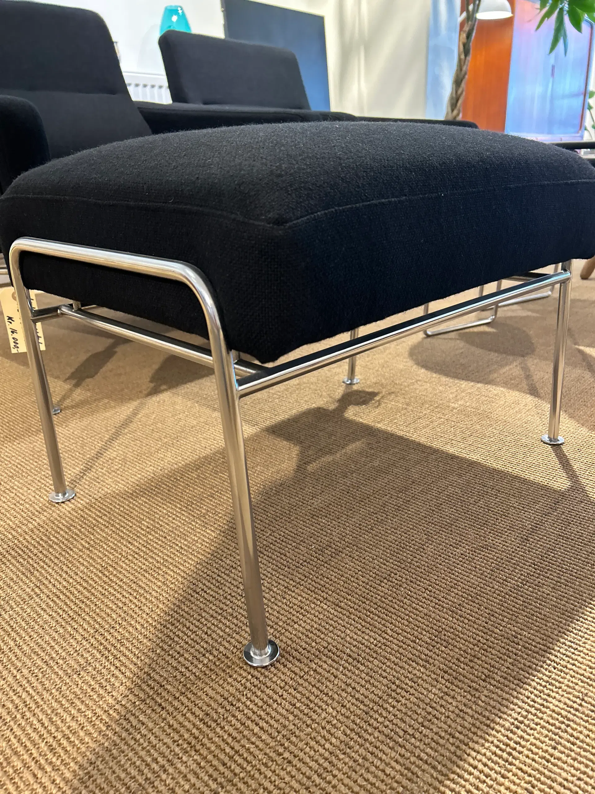 Arne Jacobsen Skammel Serien 3300