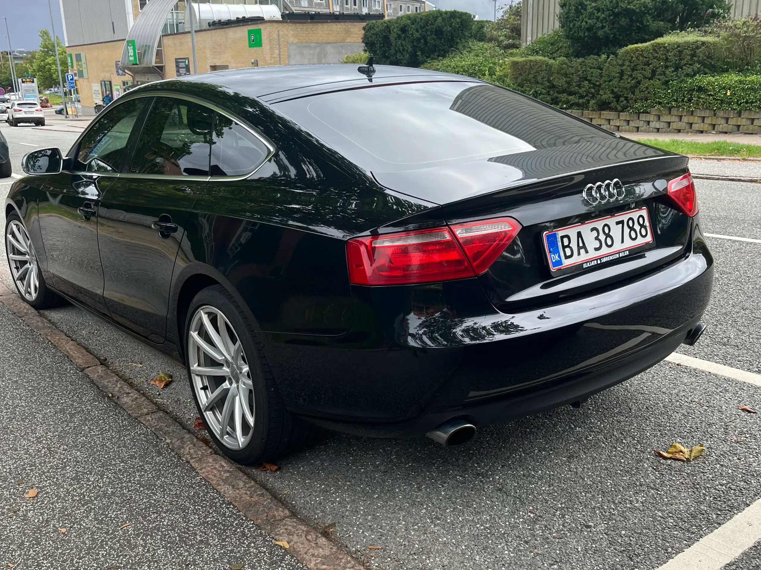 AudiAudi A5 20 TFSI Aut 2013 Benzin  Lav km