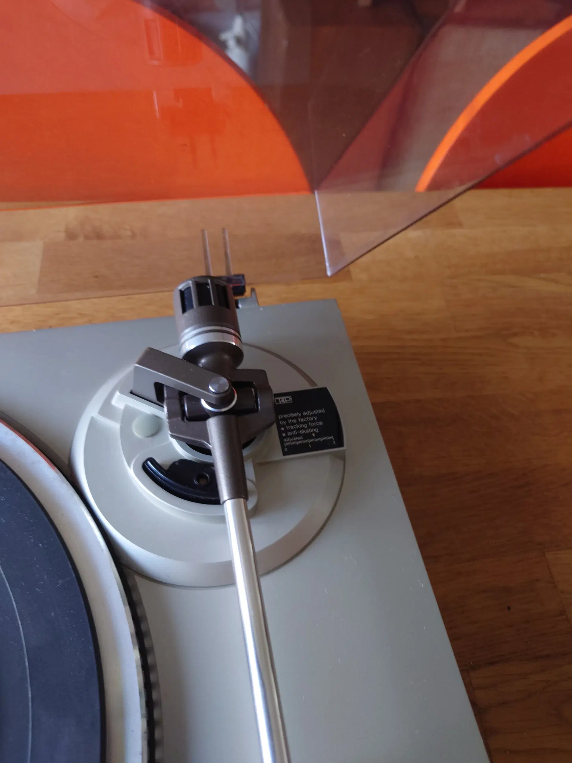 Technics SL-DD33 pladespiller