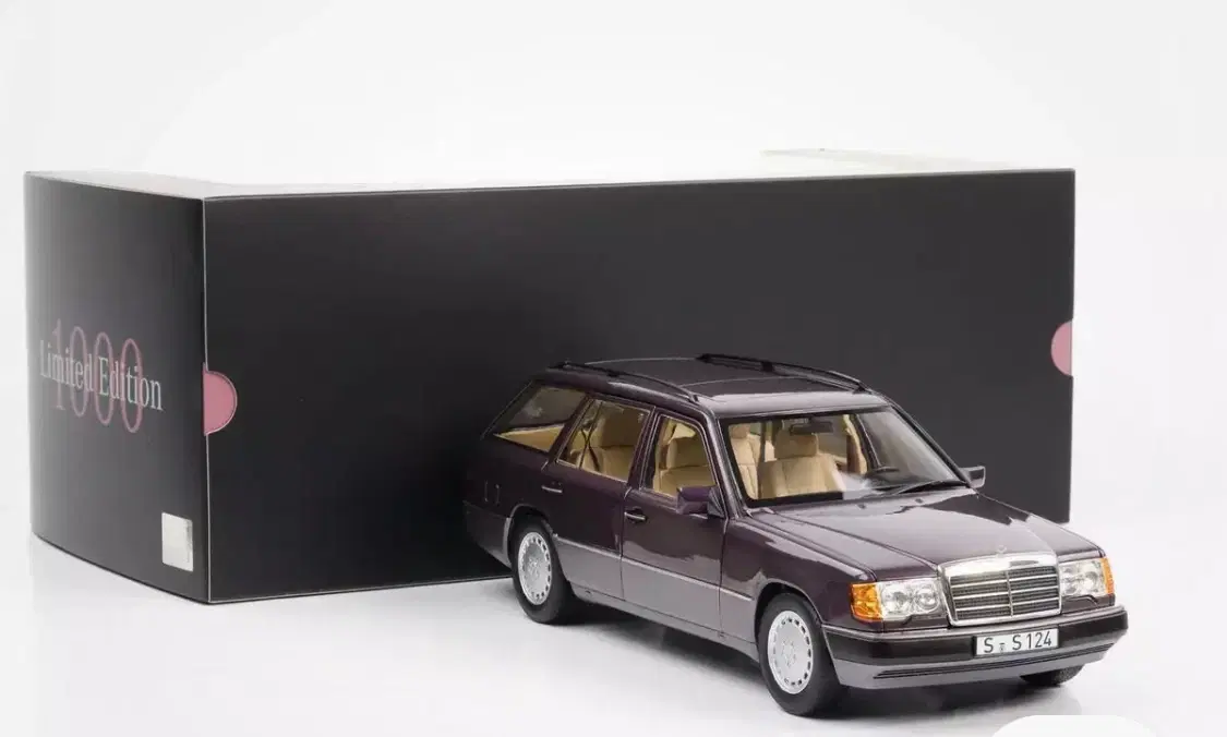 1:18 Mercedes 300D S124 StCar 1983