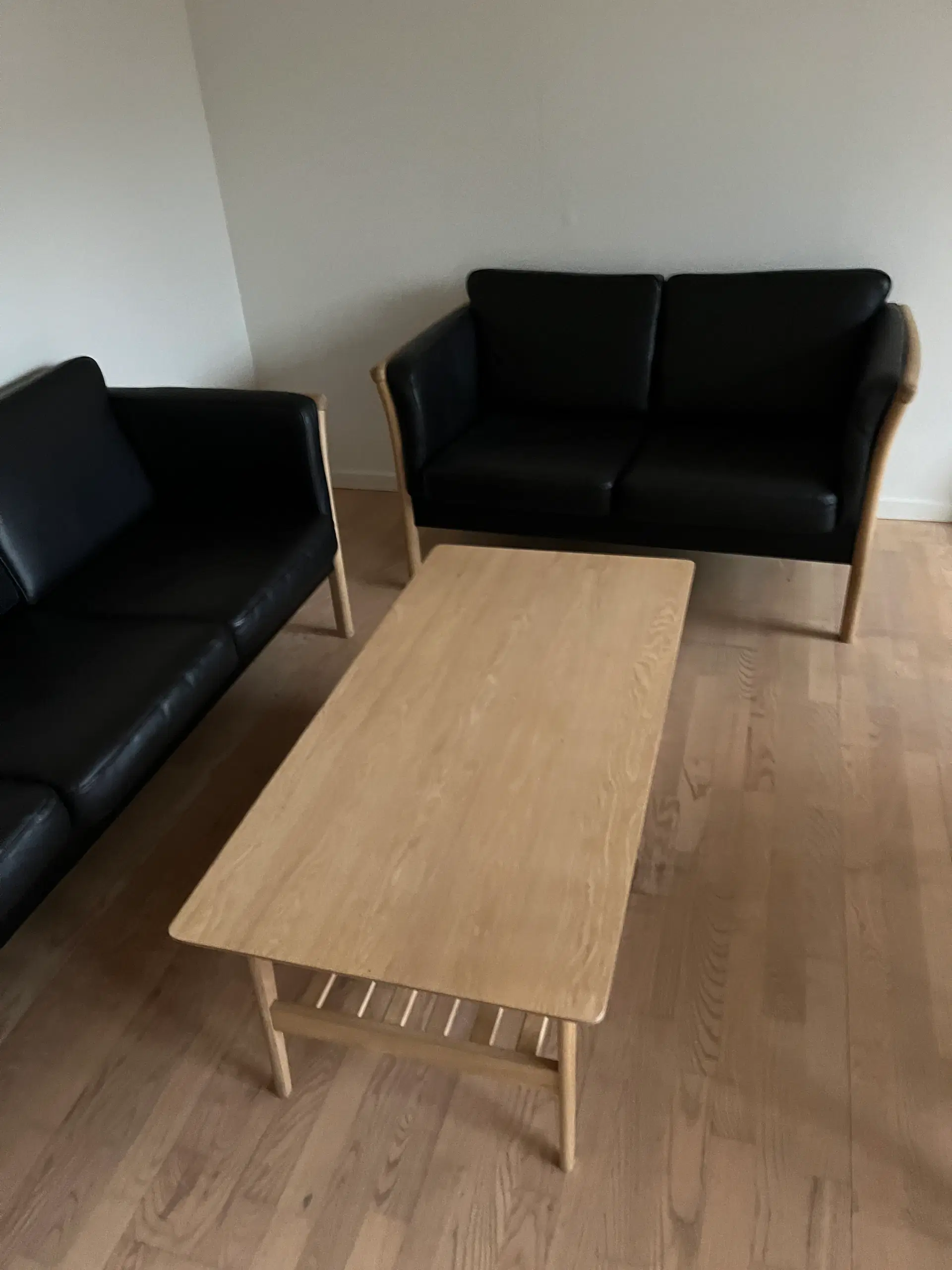 Sofagruppe og sofa bord