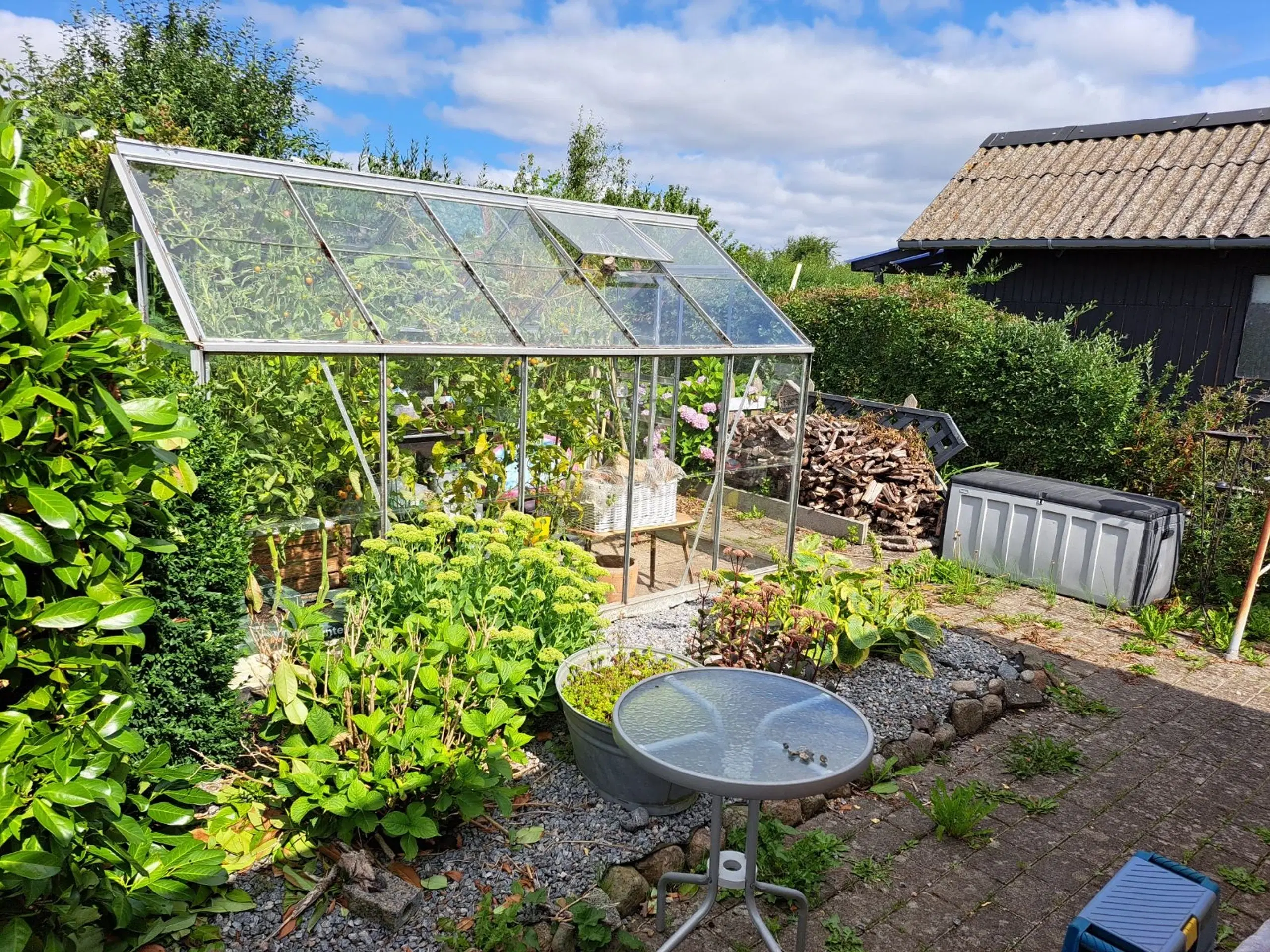 Hyggelig kolonihave i møllehaven, fensmark