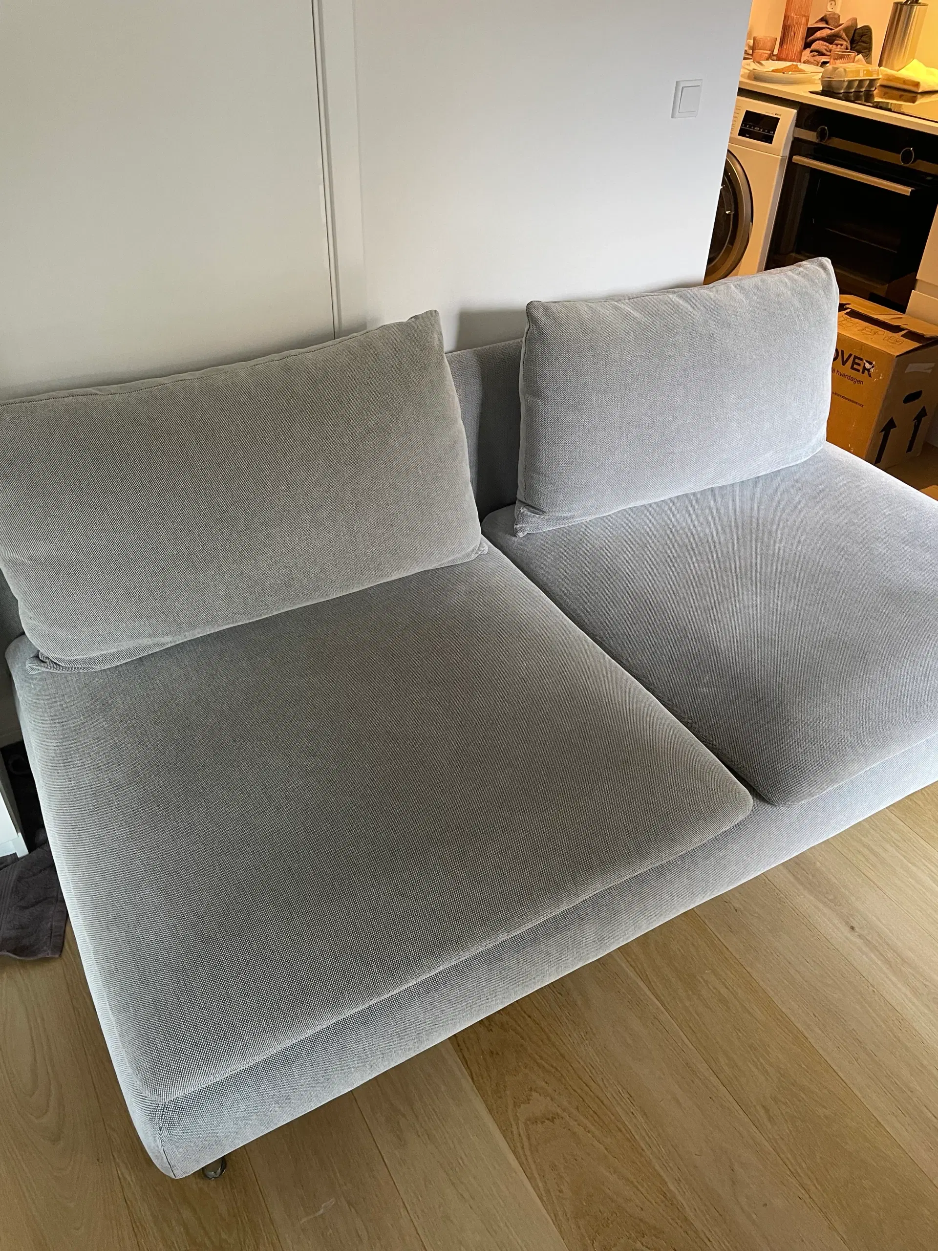 3 personers sofa i grå