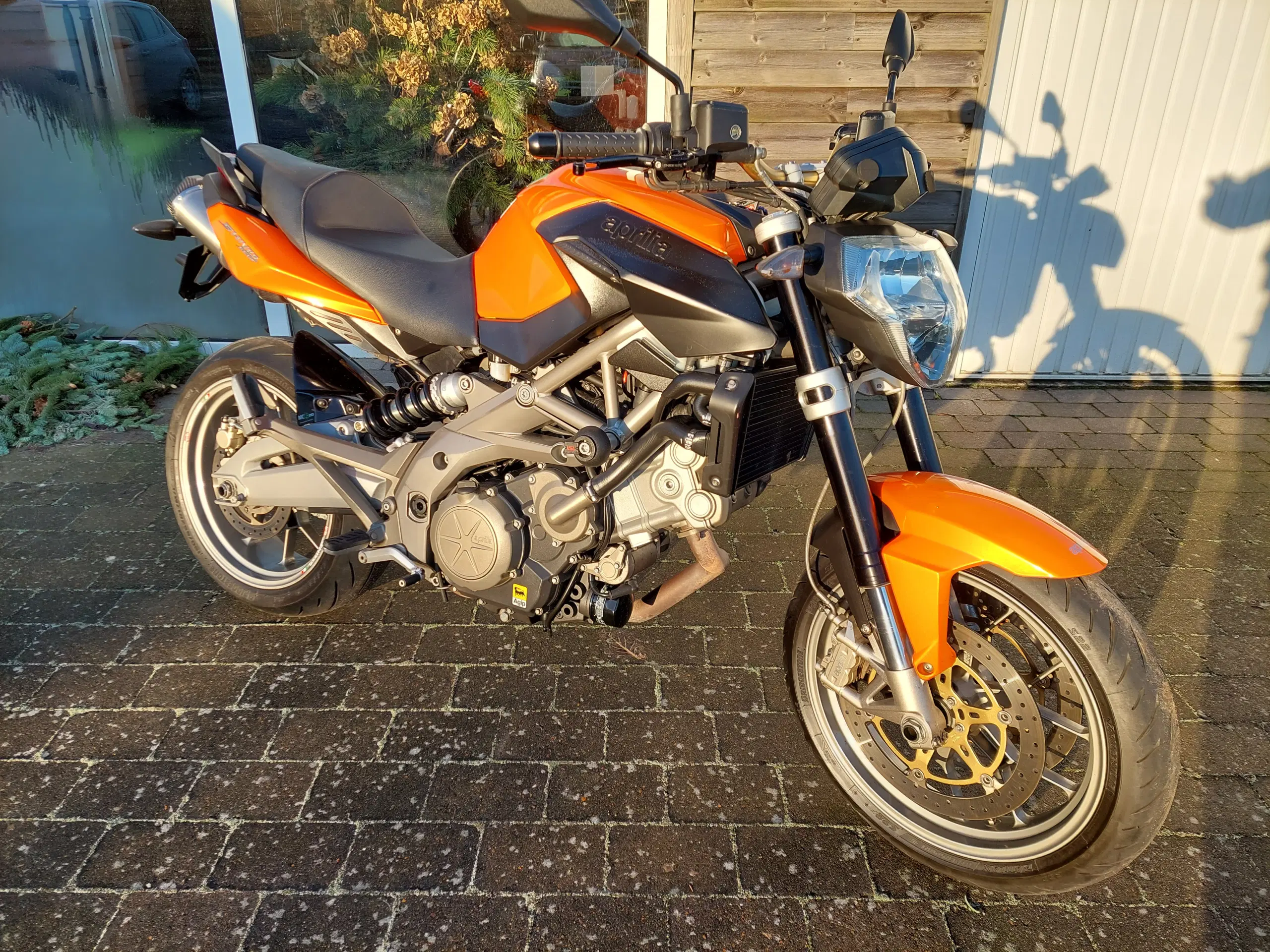 Aprilia Shiver 750