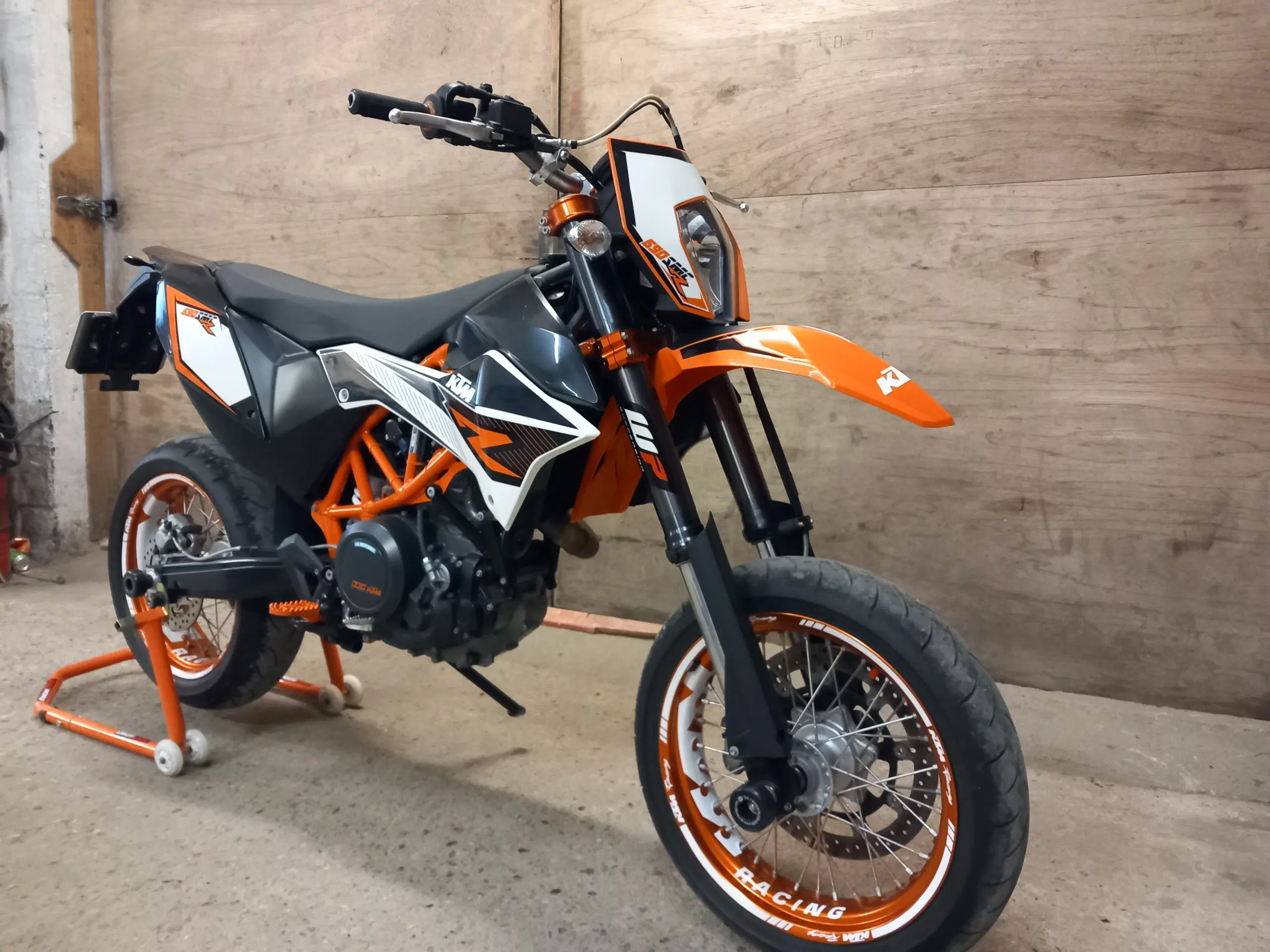 Ktm smc 690