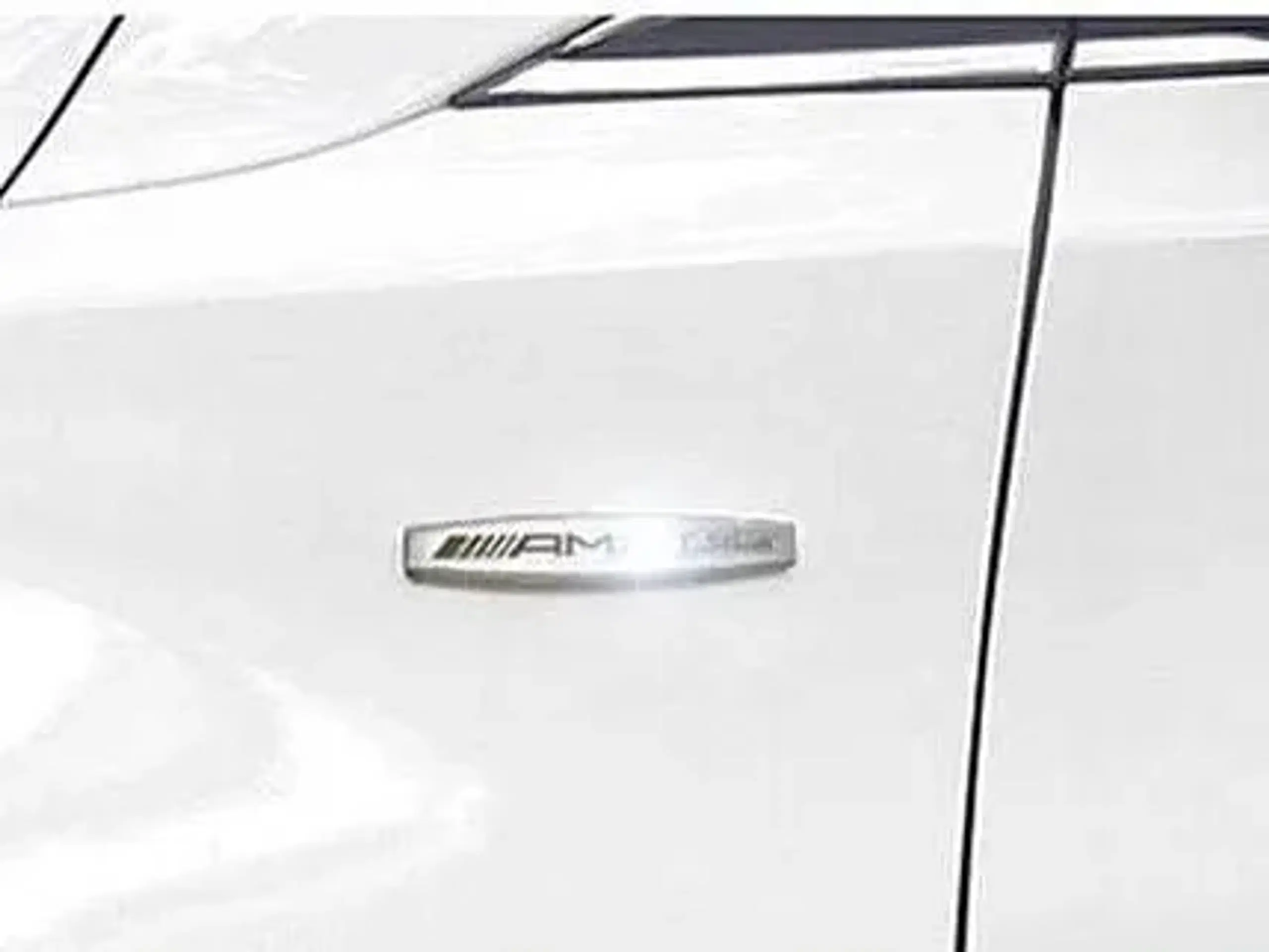 AMG Fender Emblem