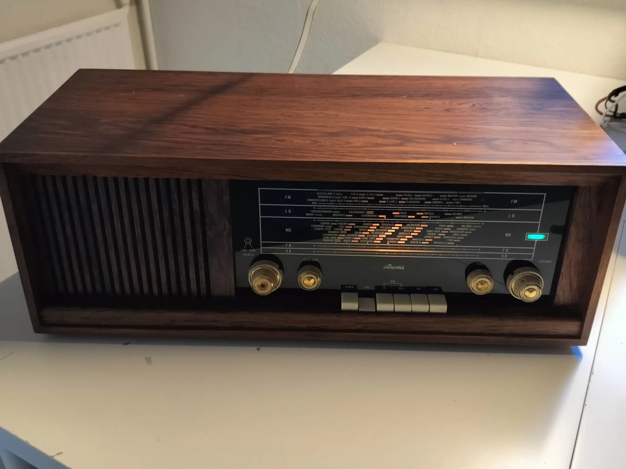 Rørradio, ARENA, FB R 700 AC