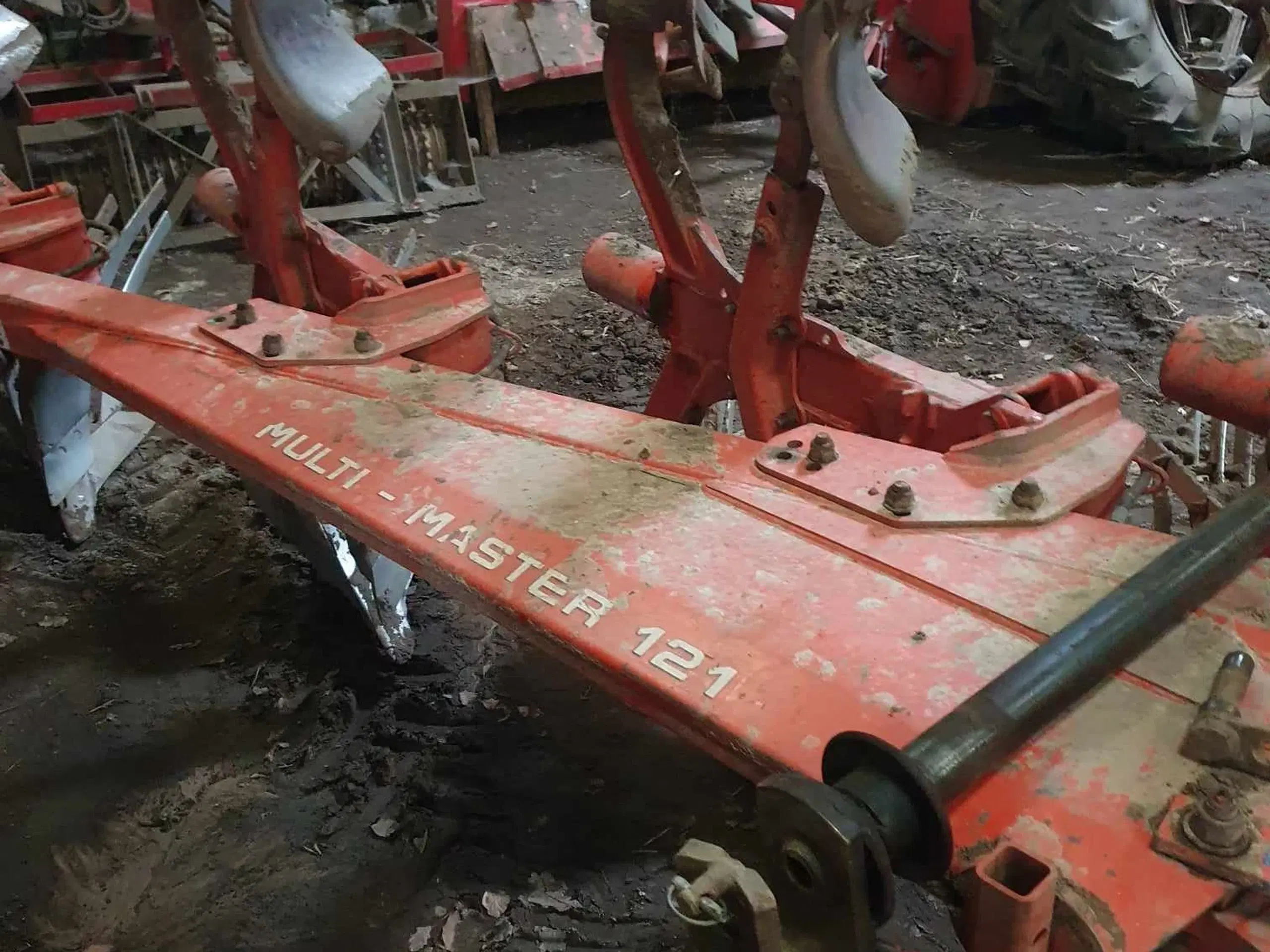 Kuhn Multi-Master 4 f risteplov 121 NSH VP