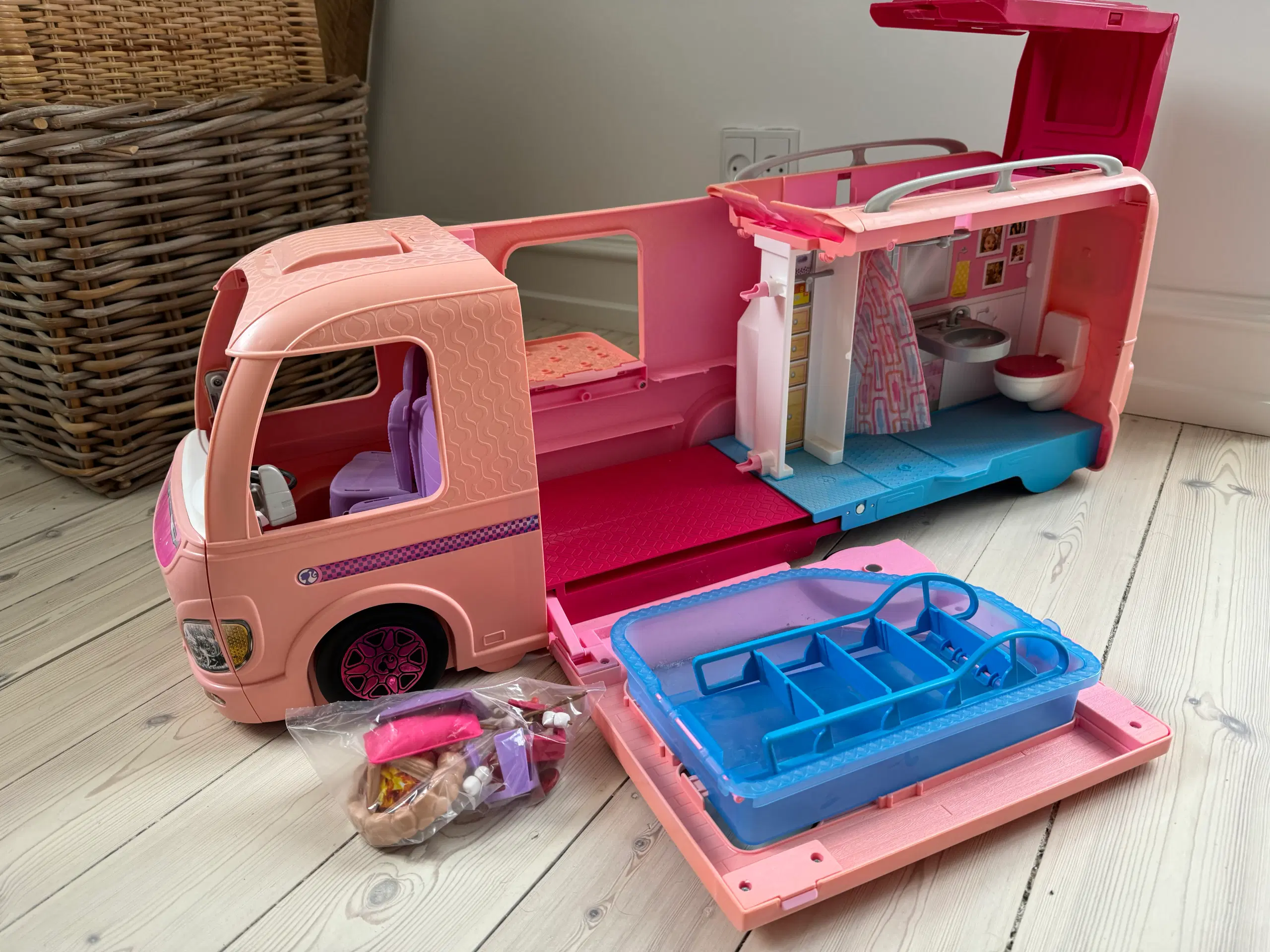 Barbie Dream Autocamper