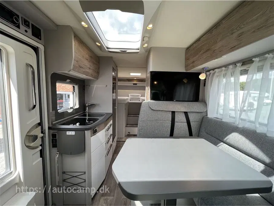 2023 - Hymer Exsis T580 Pure