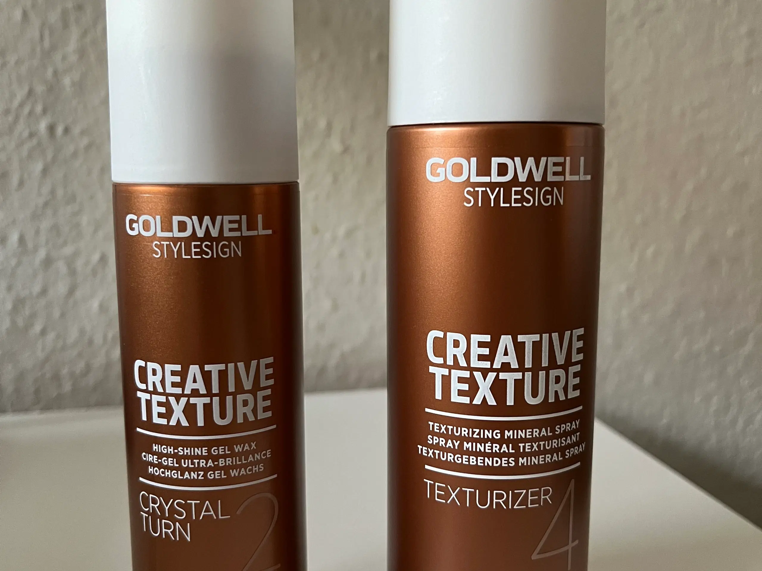 Goldwell - 120 kr pr Billede