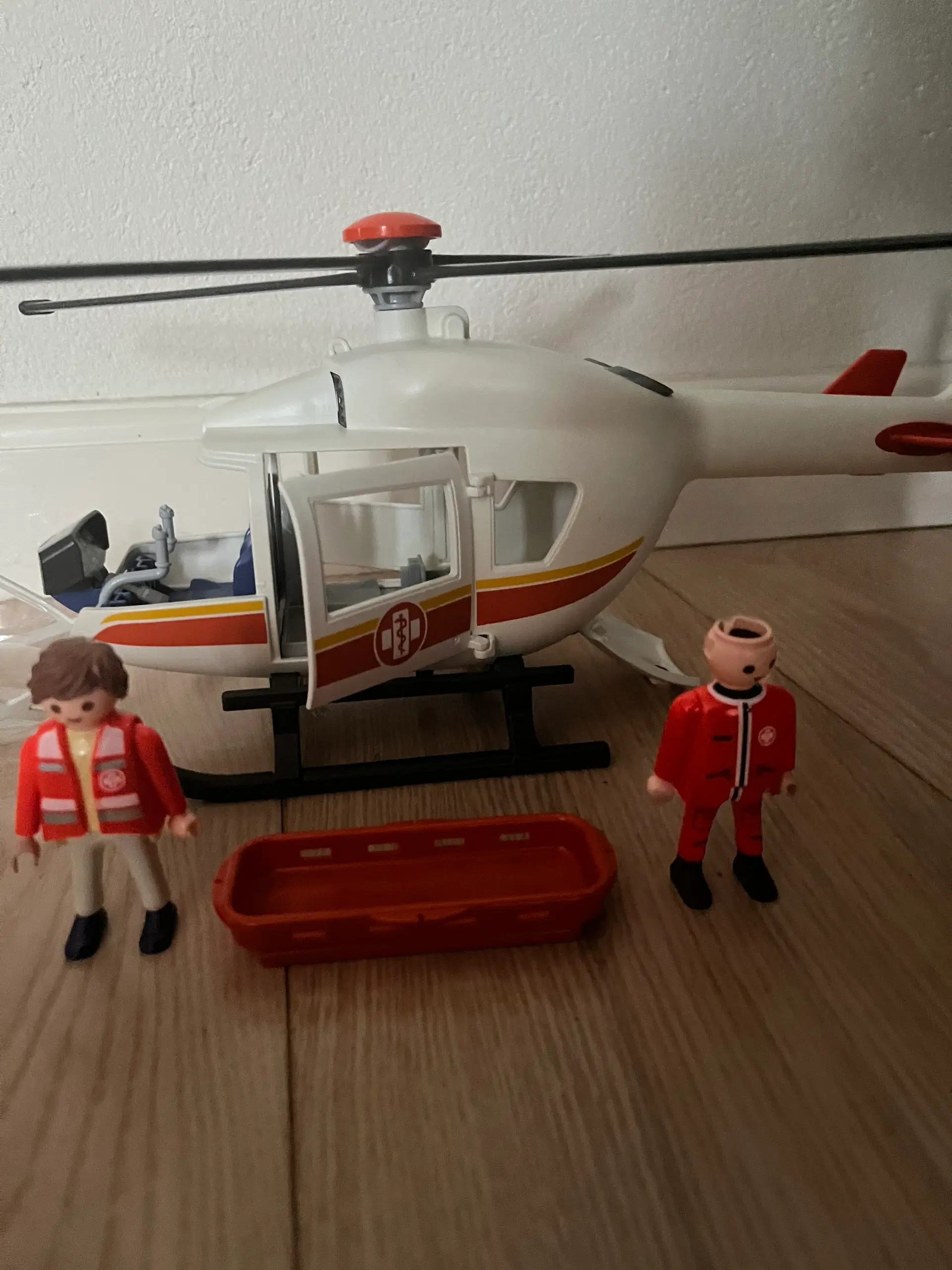 Playmobil lægehelikopter