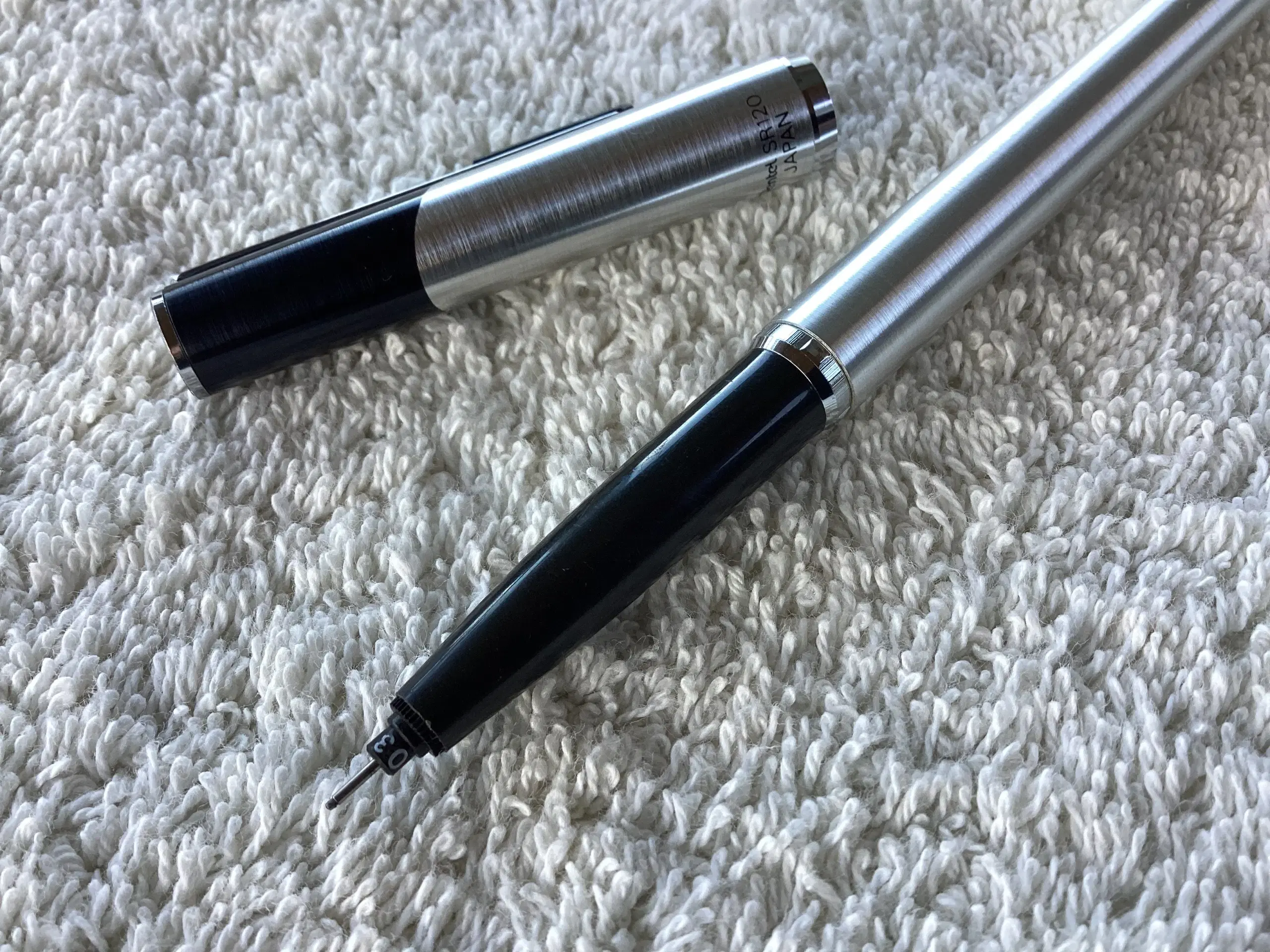 Elegant Pentel SR120 kuglepen