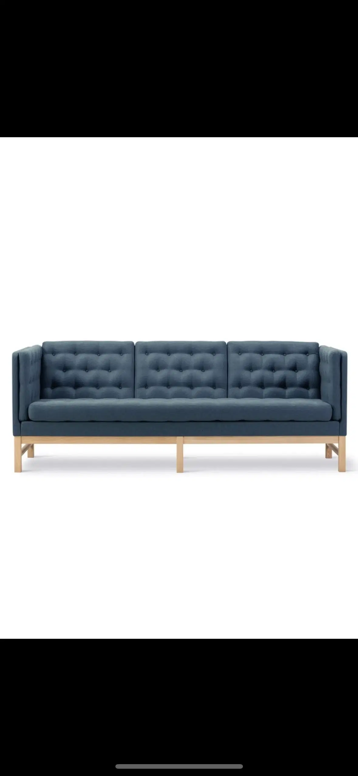 EJ315 Sofa 1523 by Erik Ole Jørgensen