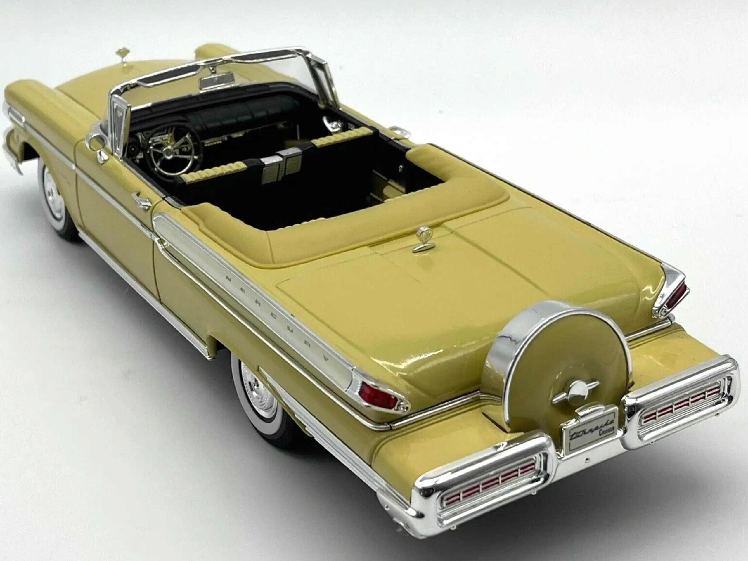 1957 Mercury Turnpike Cruiser - 1:18