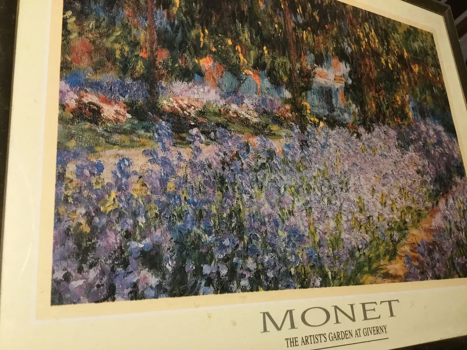 Monet billeder sælges