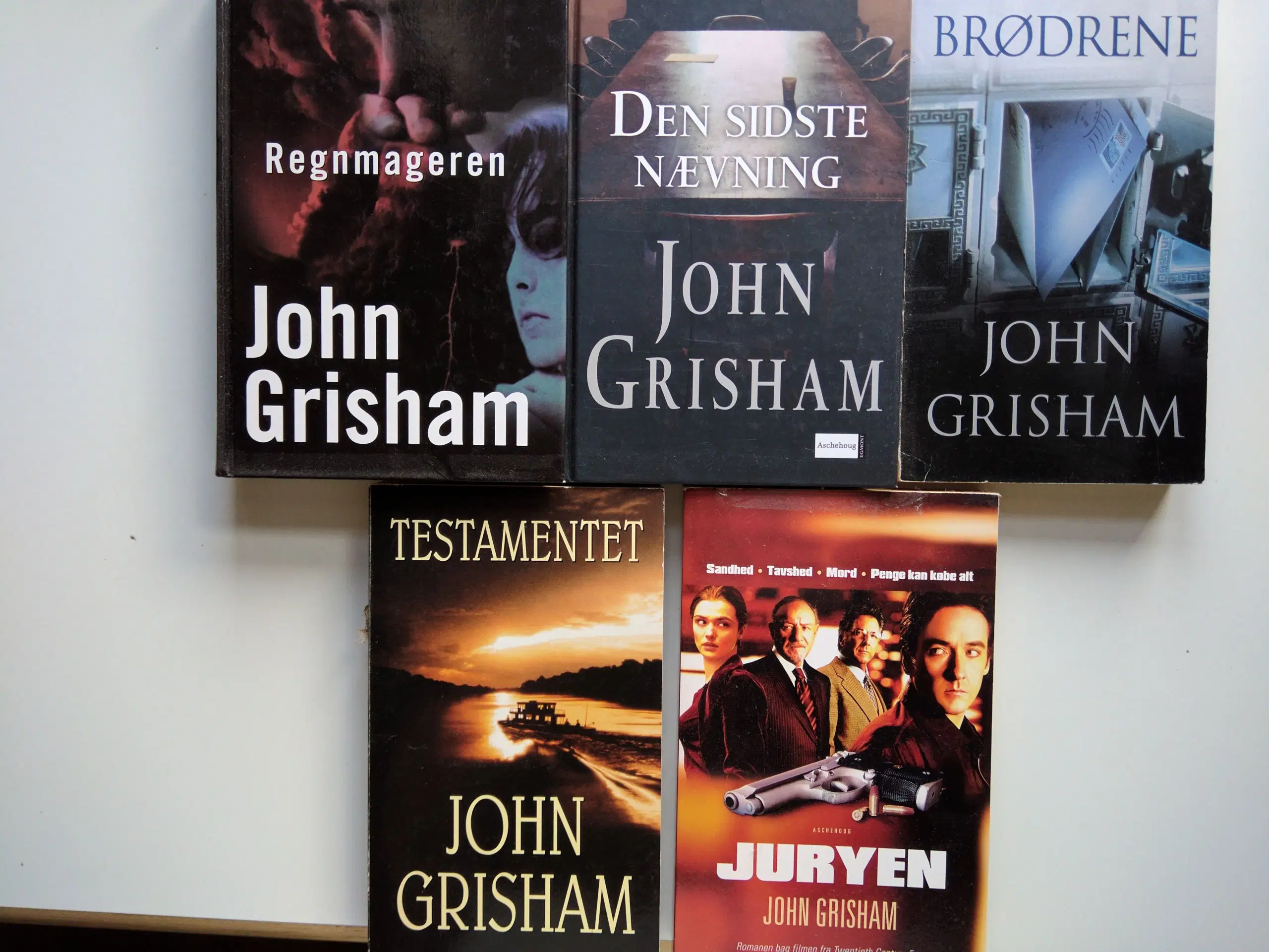 John Grisham genre: krimi og spæn