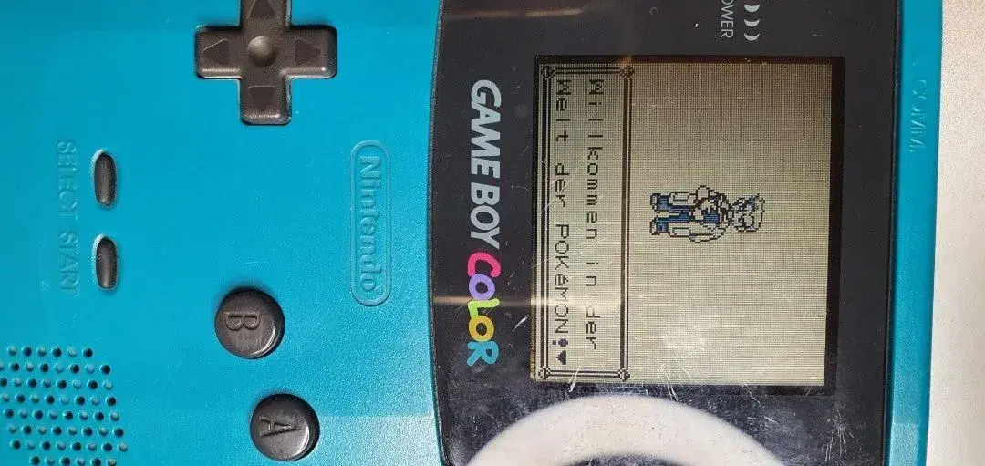 UDLEJES - Gameboy Color med spil