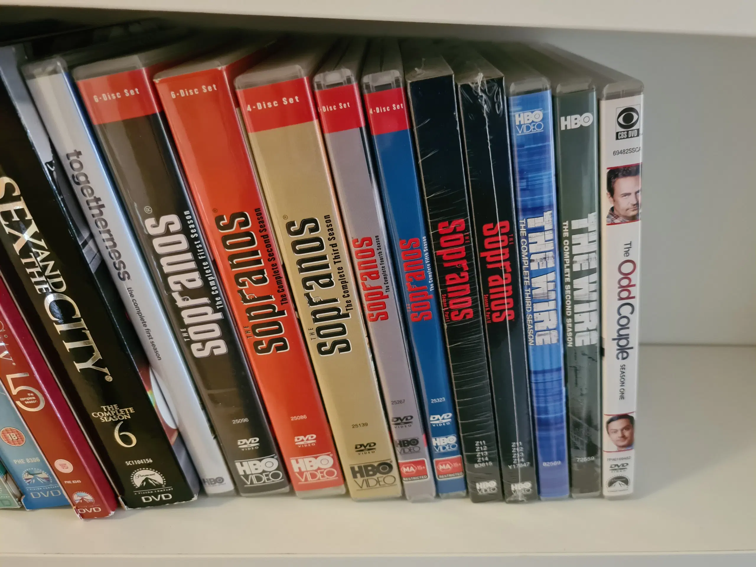 DVD bokse og serier - NYE eller næsten nye