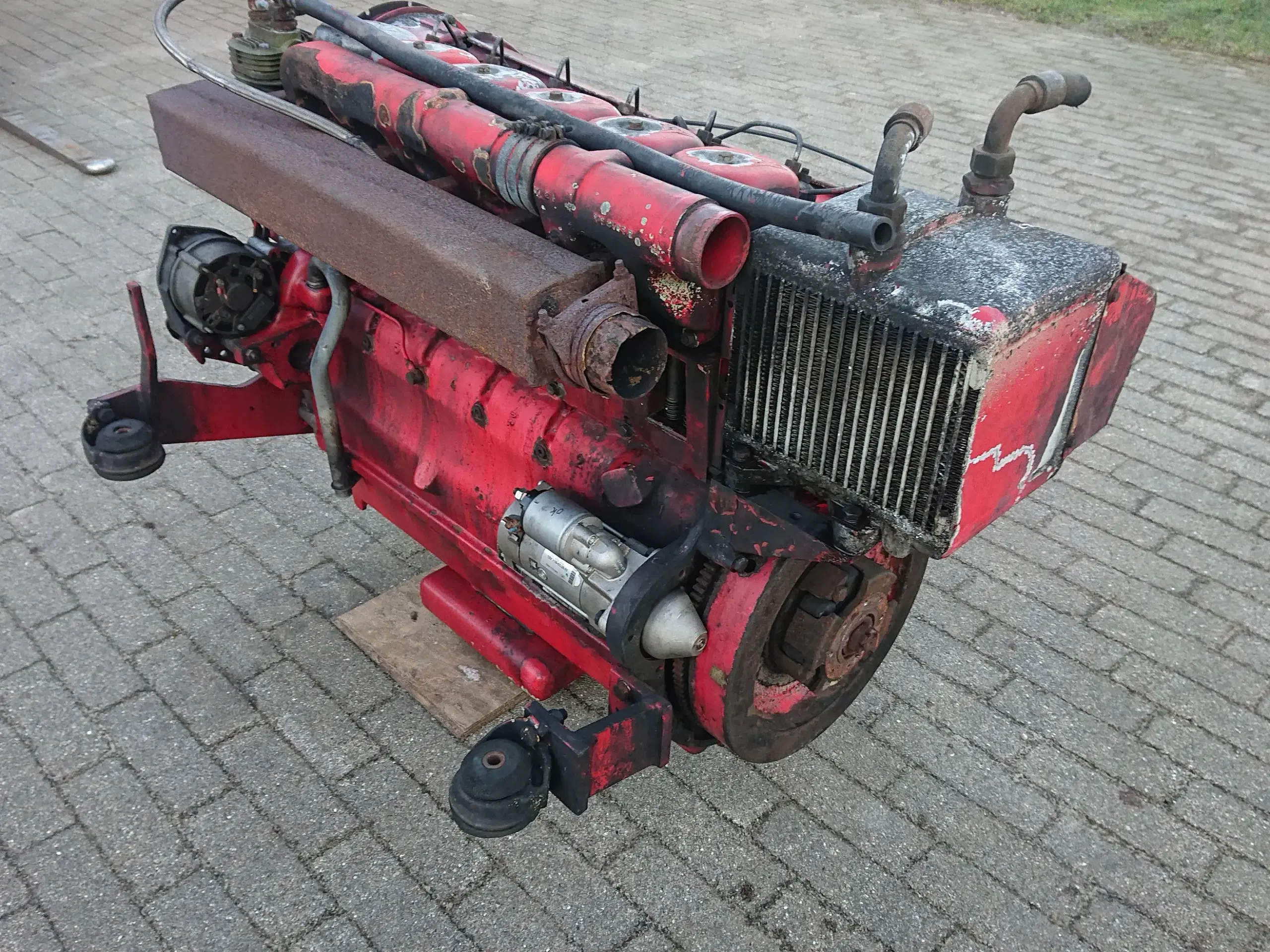 Deutz motor F6L 912  111 HK