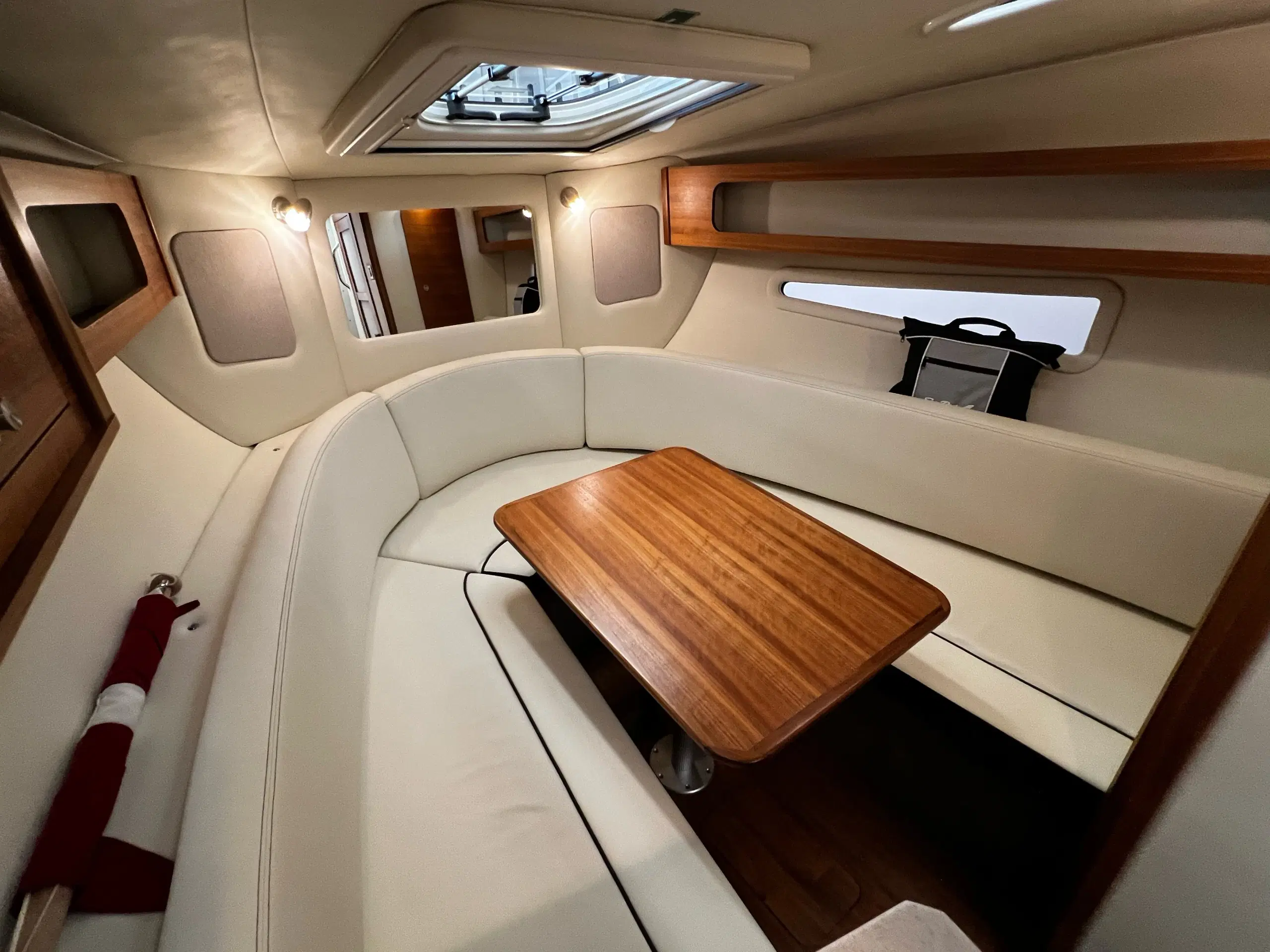 Searay 265 Sundancer (ÅRG 2020) MerCruiser 62MPI