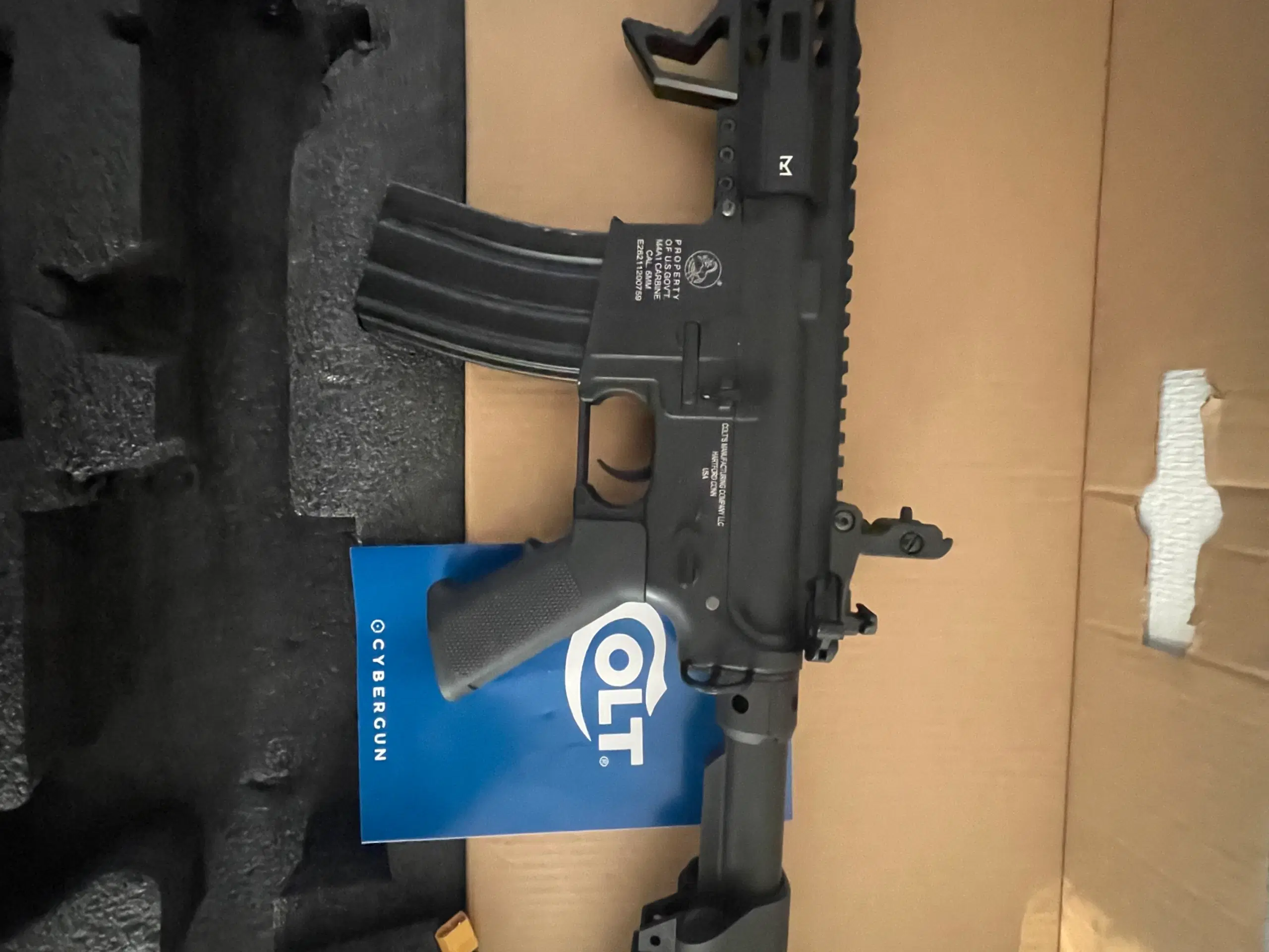 Colt M4 Hornet black