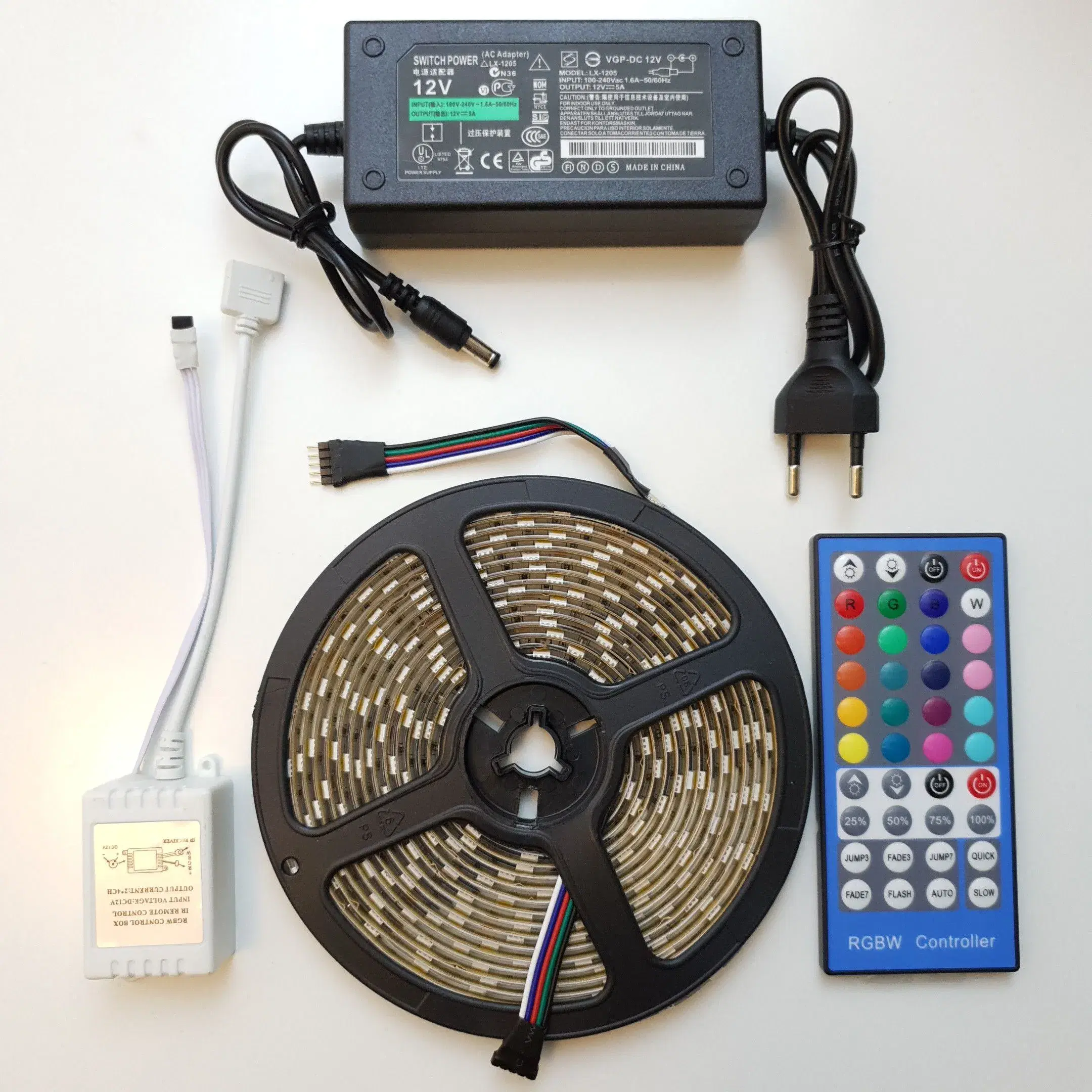 5m LED RGBW+W (WARM) Tape 300 LED + Fjernbetjening