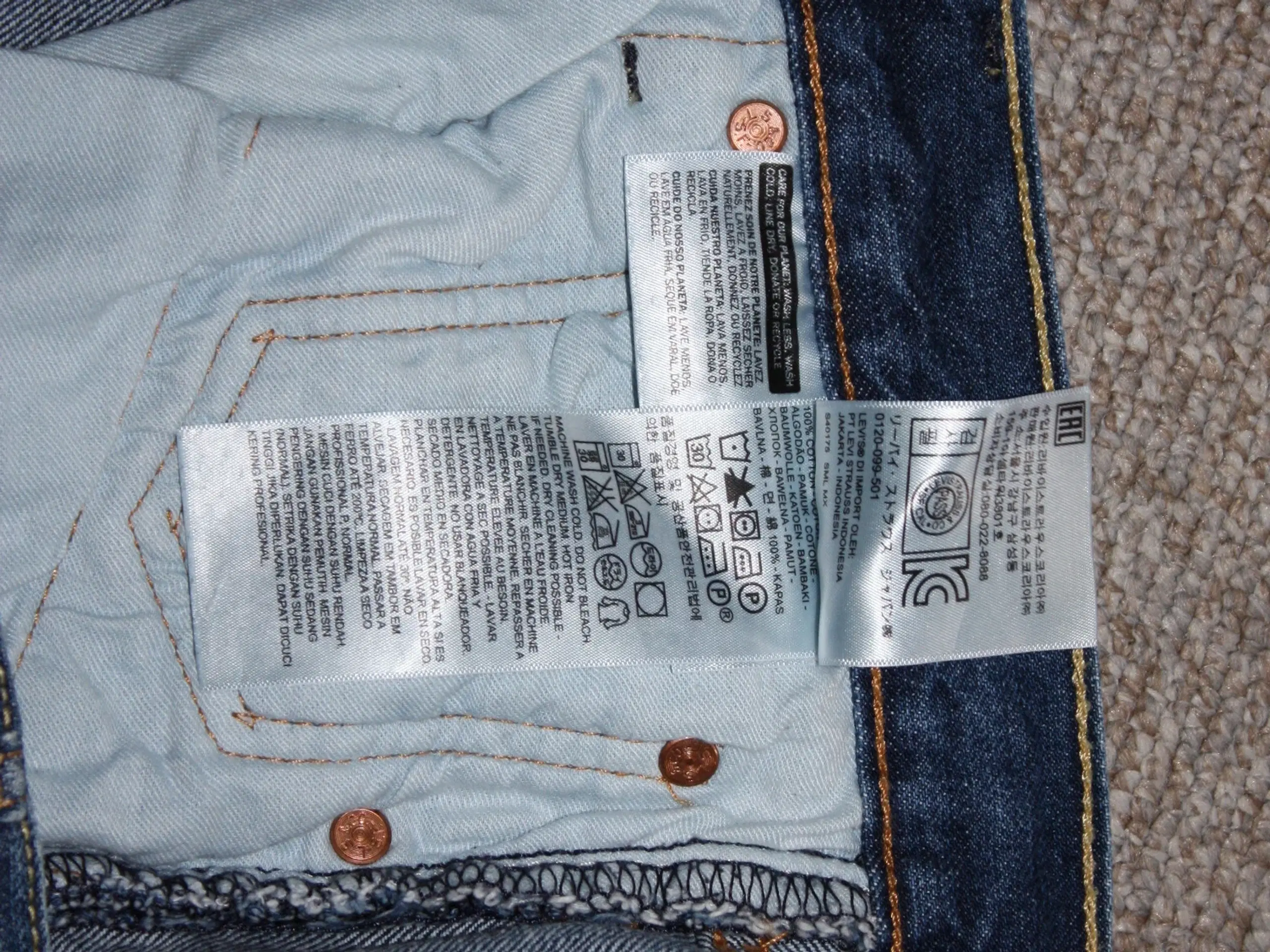 Shorts LEVI'S str 32