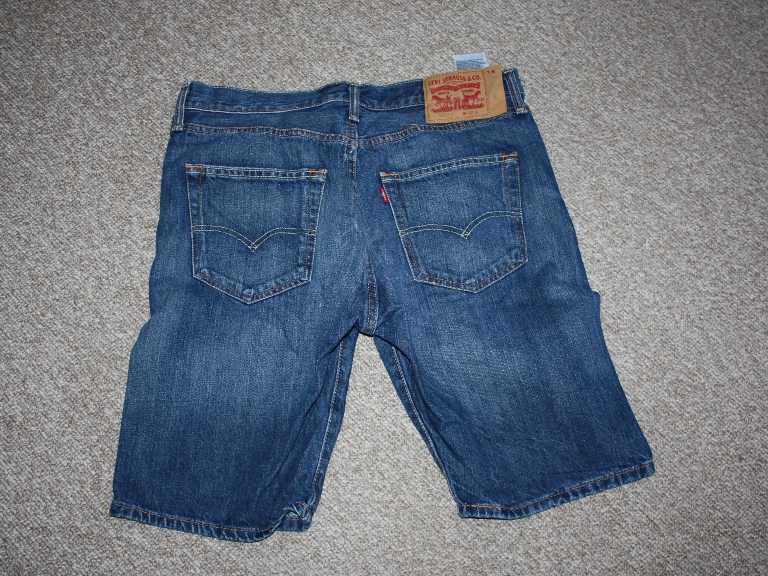 Shorts LEVI'S str 32