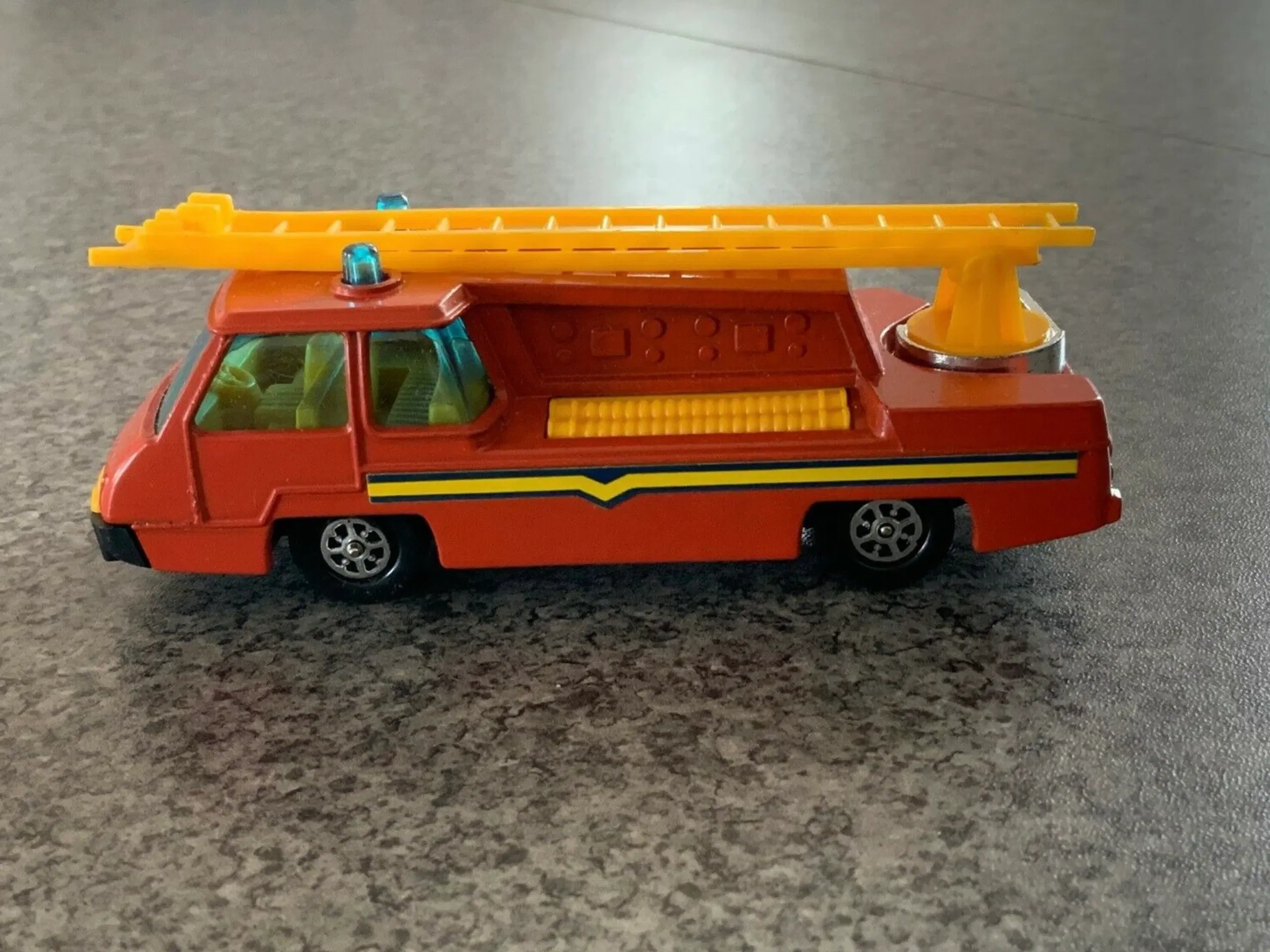 Corgi Toys No 703 Hi-Speed Fire Engine