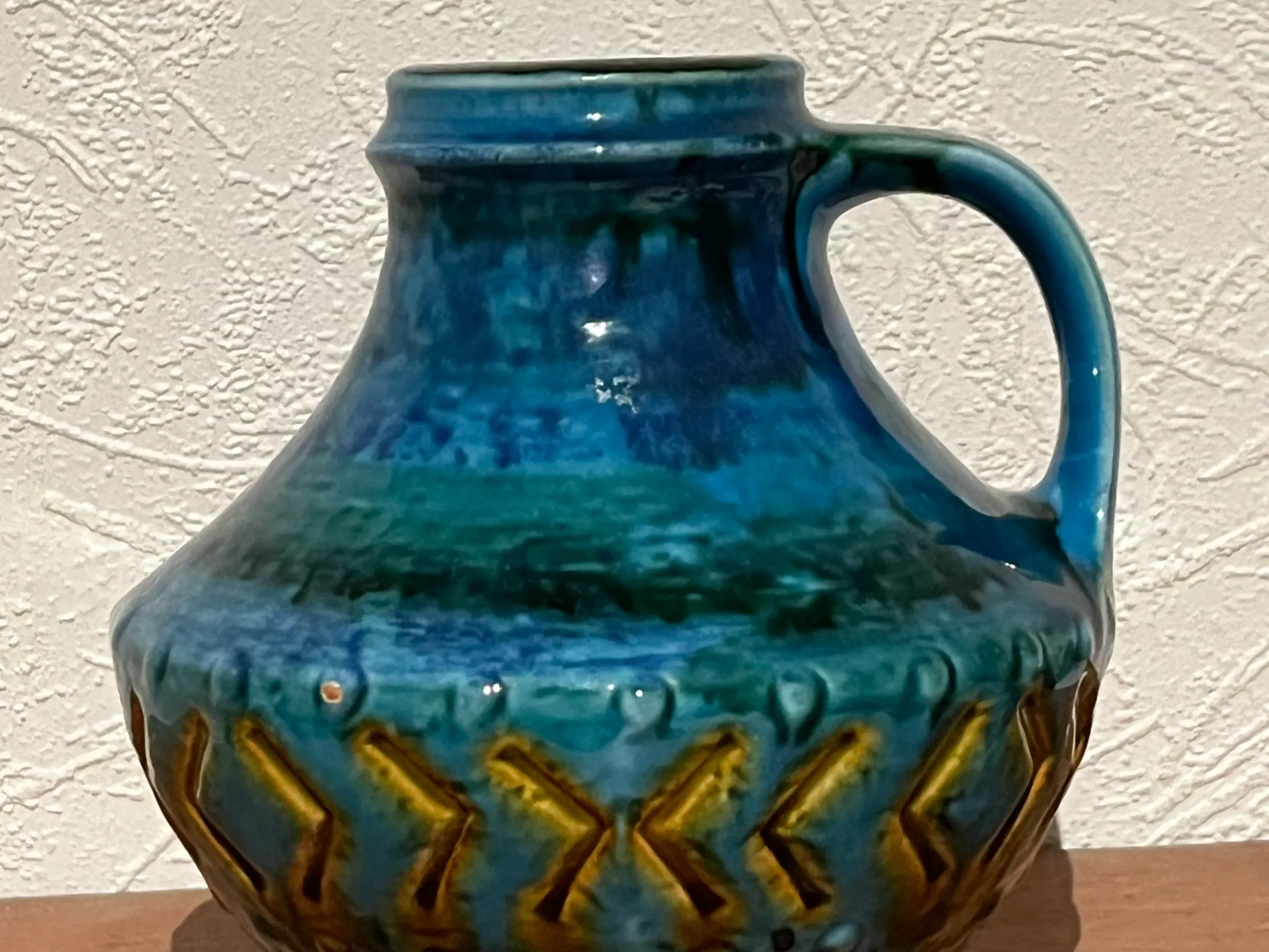 Carsten Tonnishof, vase