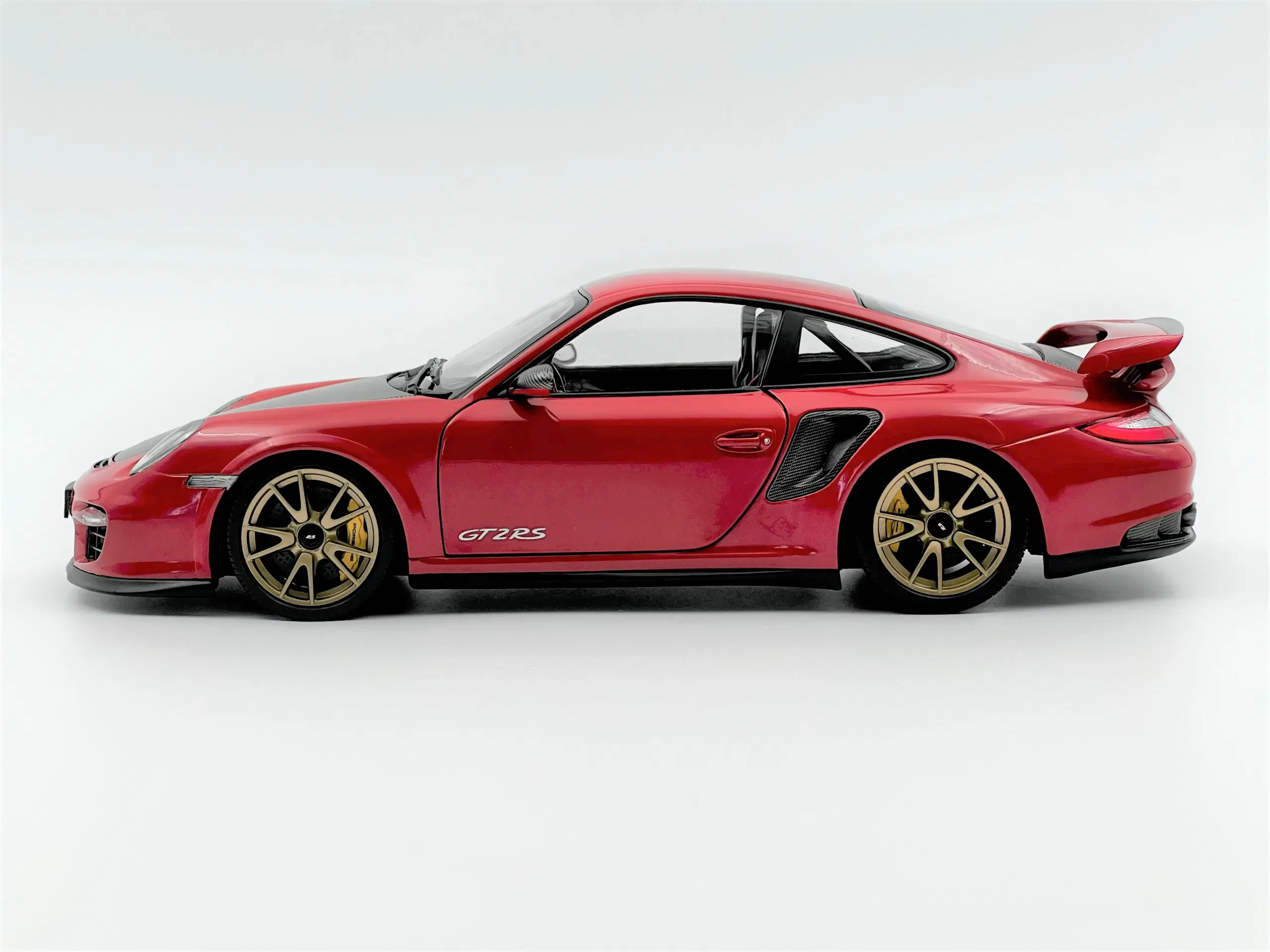 2011 Porsche 911 (997) GT2 RS - Micichamps - 1:18