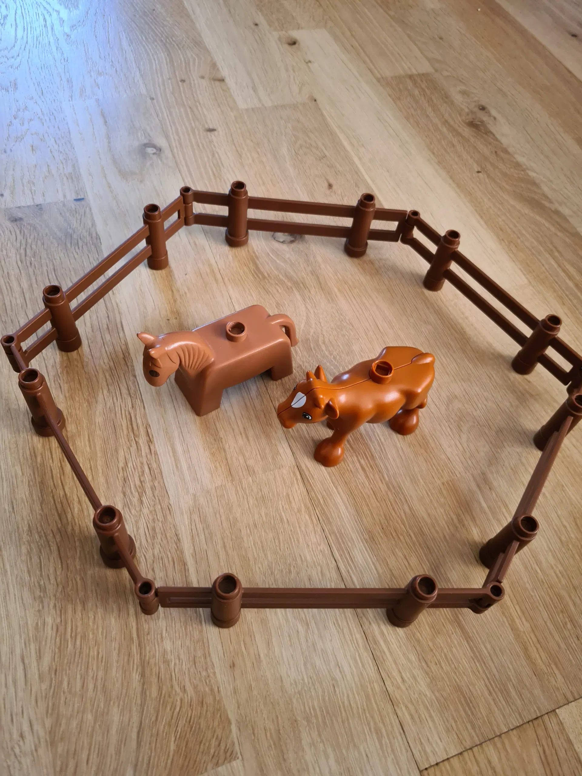 Duplo lego hund ko og hest