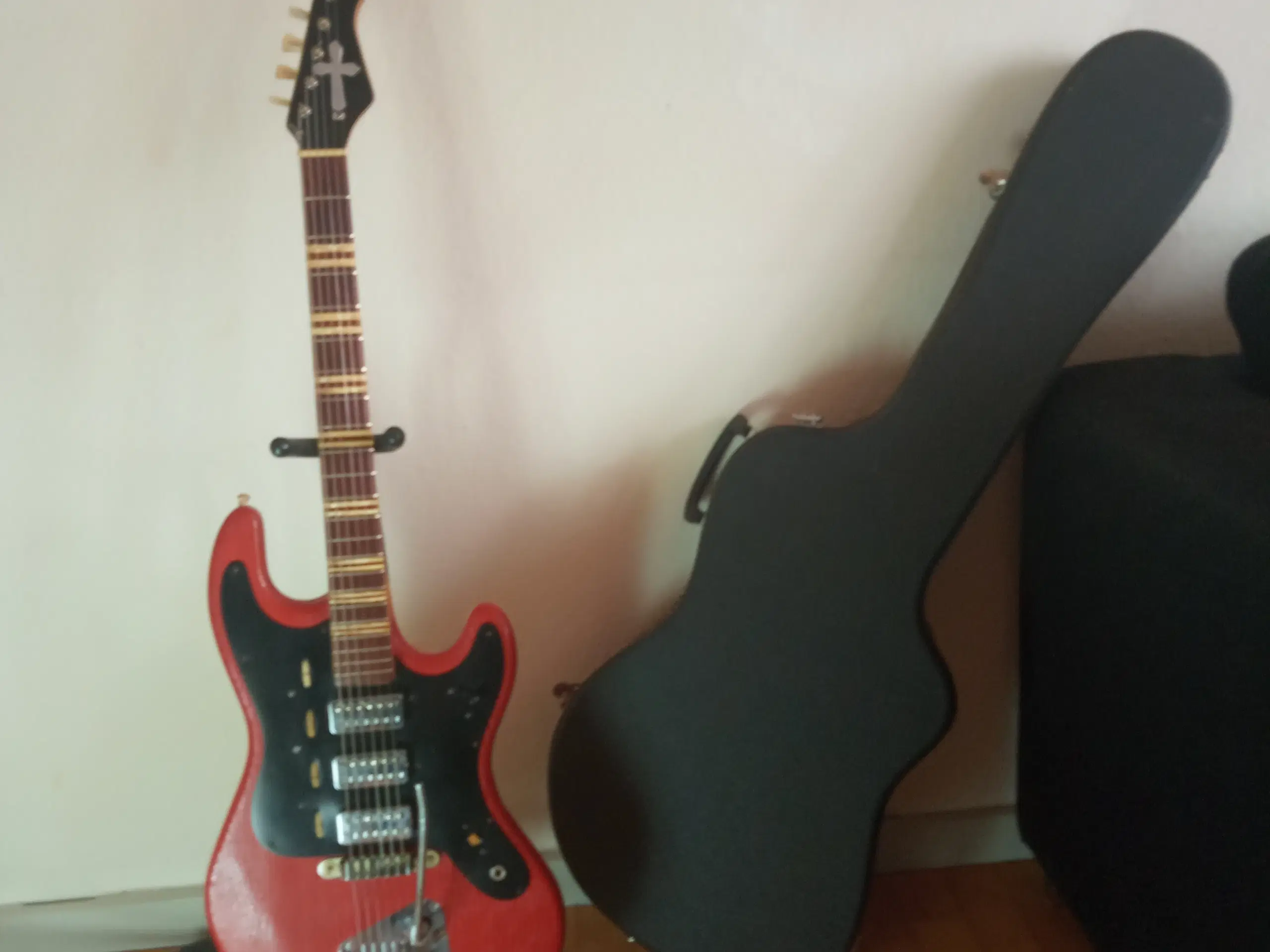 El guitar