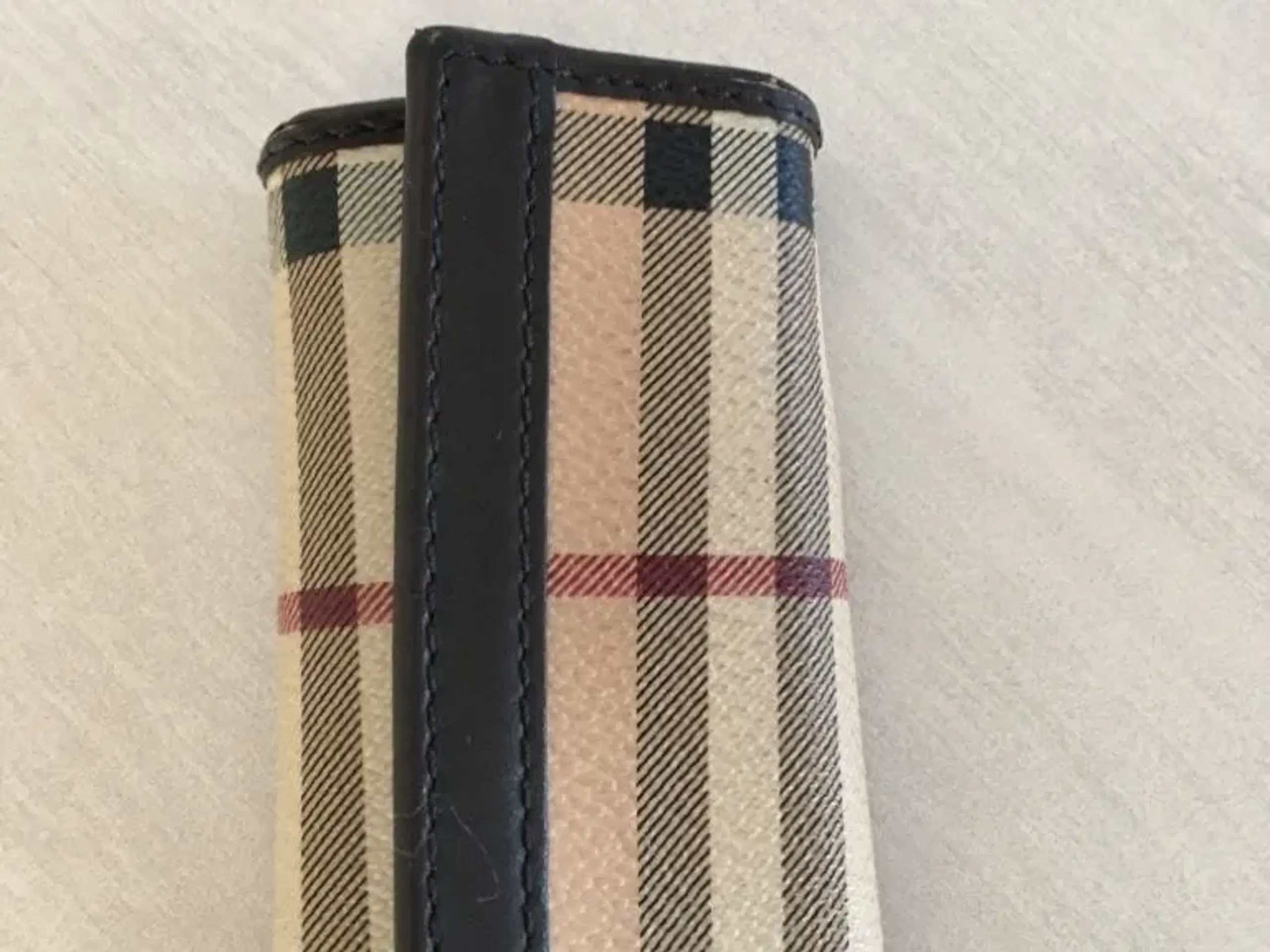 Burberry nøglepung