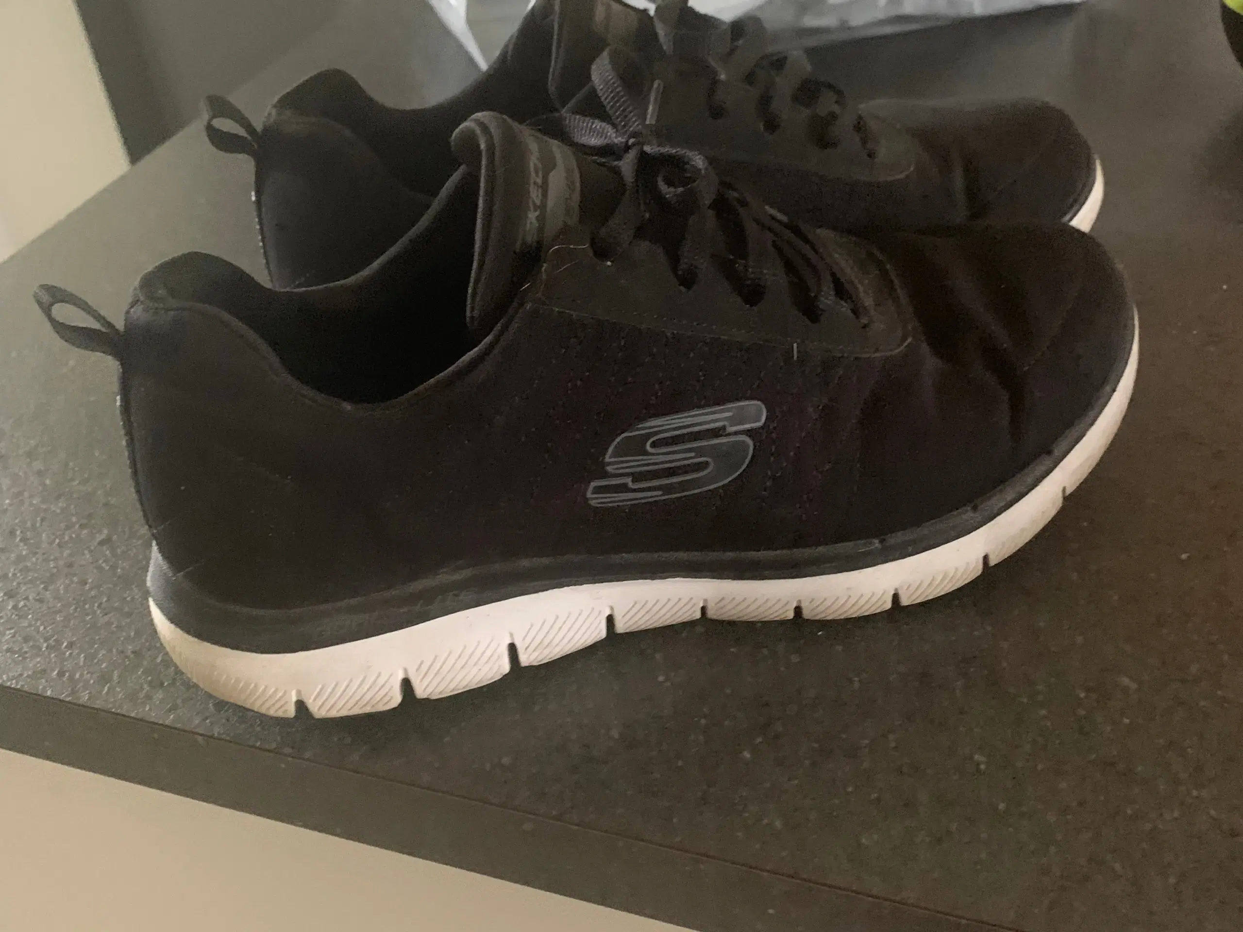 Skechers sko