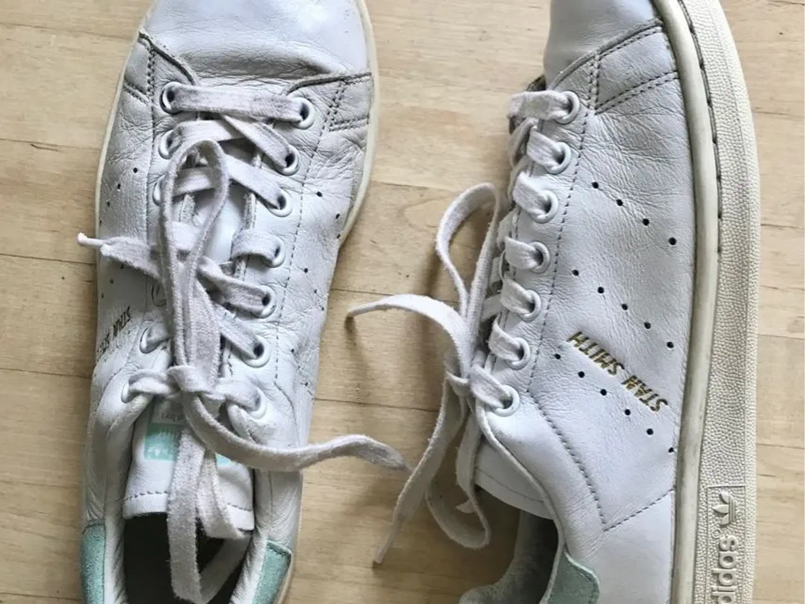 Adidas Stan Smith sneakers