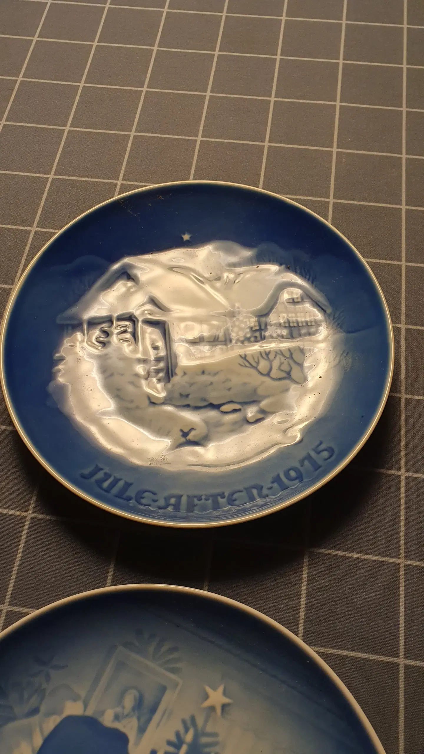 14 juleplatter (2 med skår) 1971 - 1985