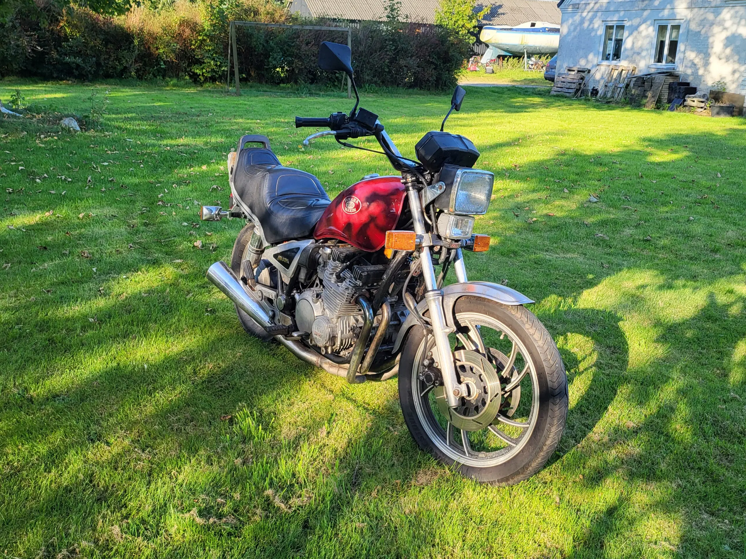 Yamaha xj 750j maxim