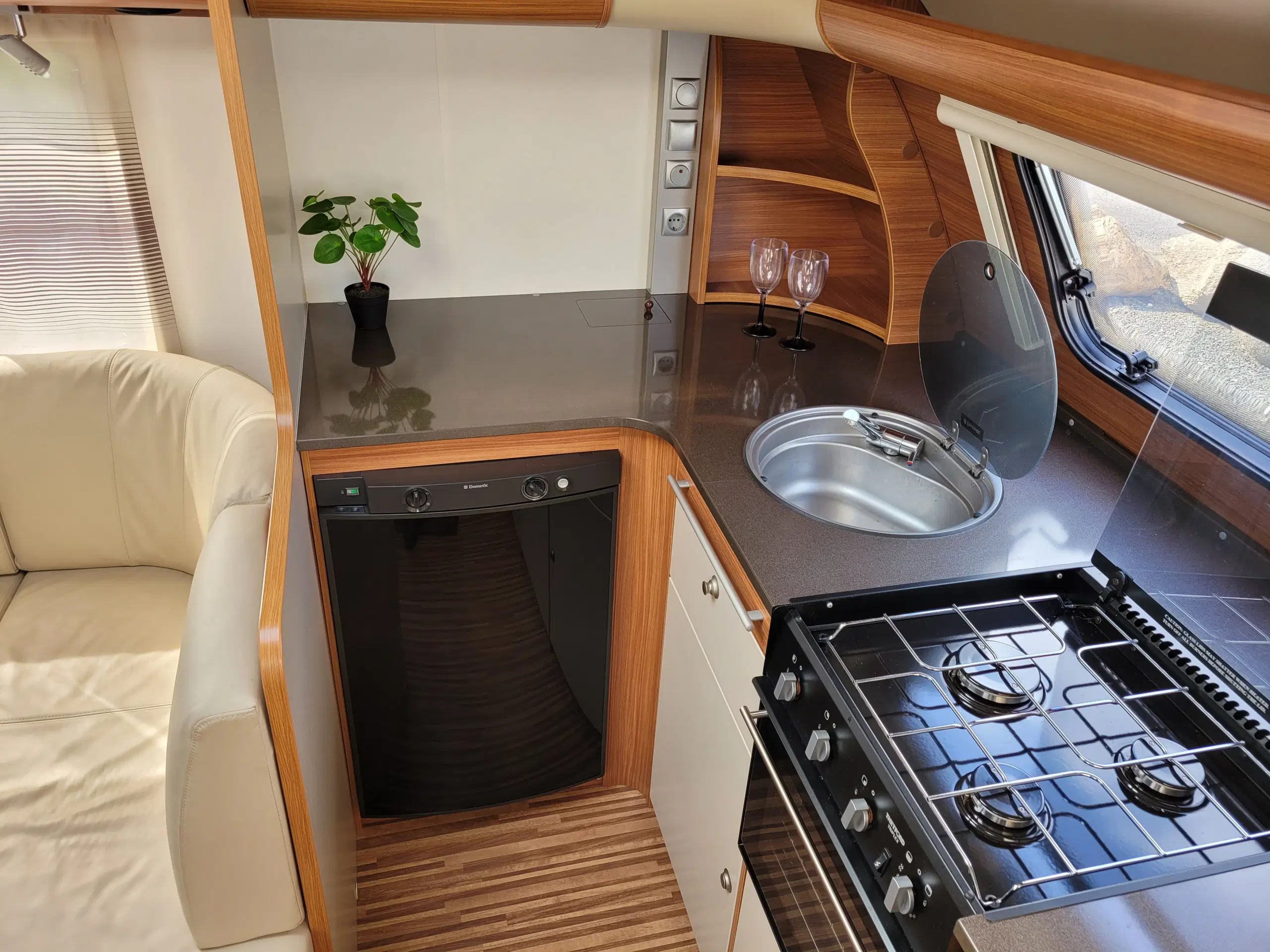 2013 Adria 613 HTBILLIG ENGROS