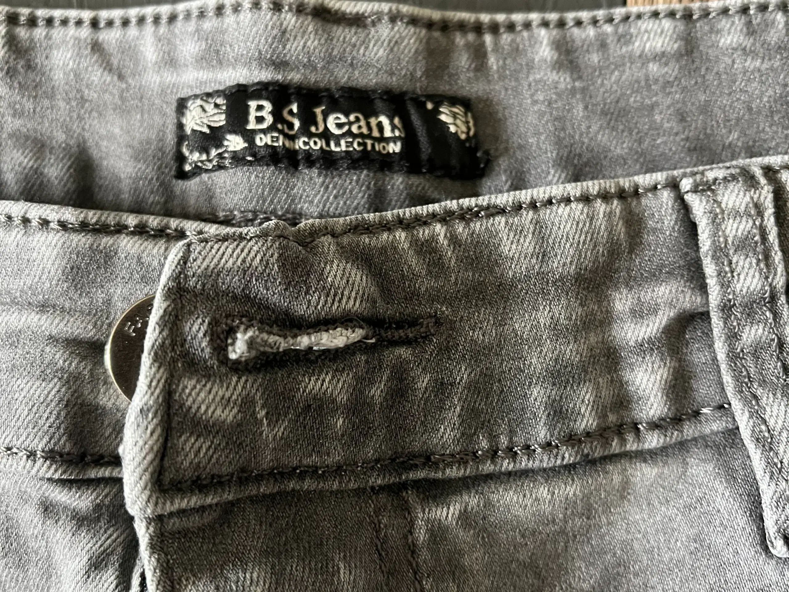 BS jeans str 40 sælges