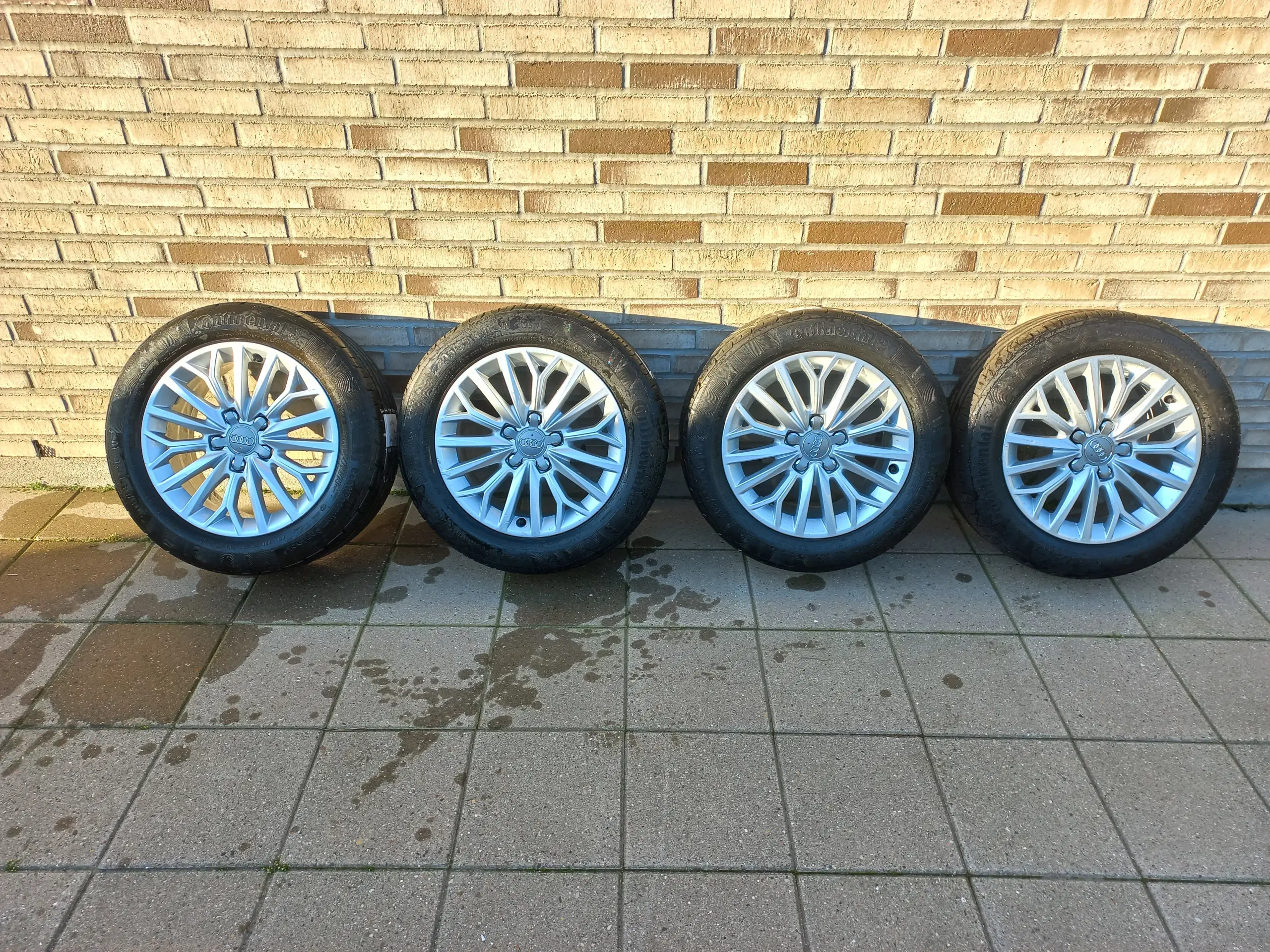 Org Audi Alufælge 5x112 med Sommerdæk 205/55R16