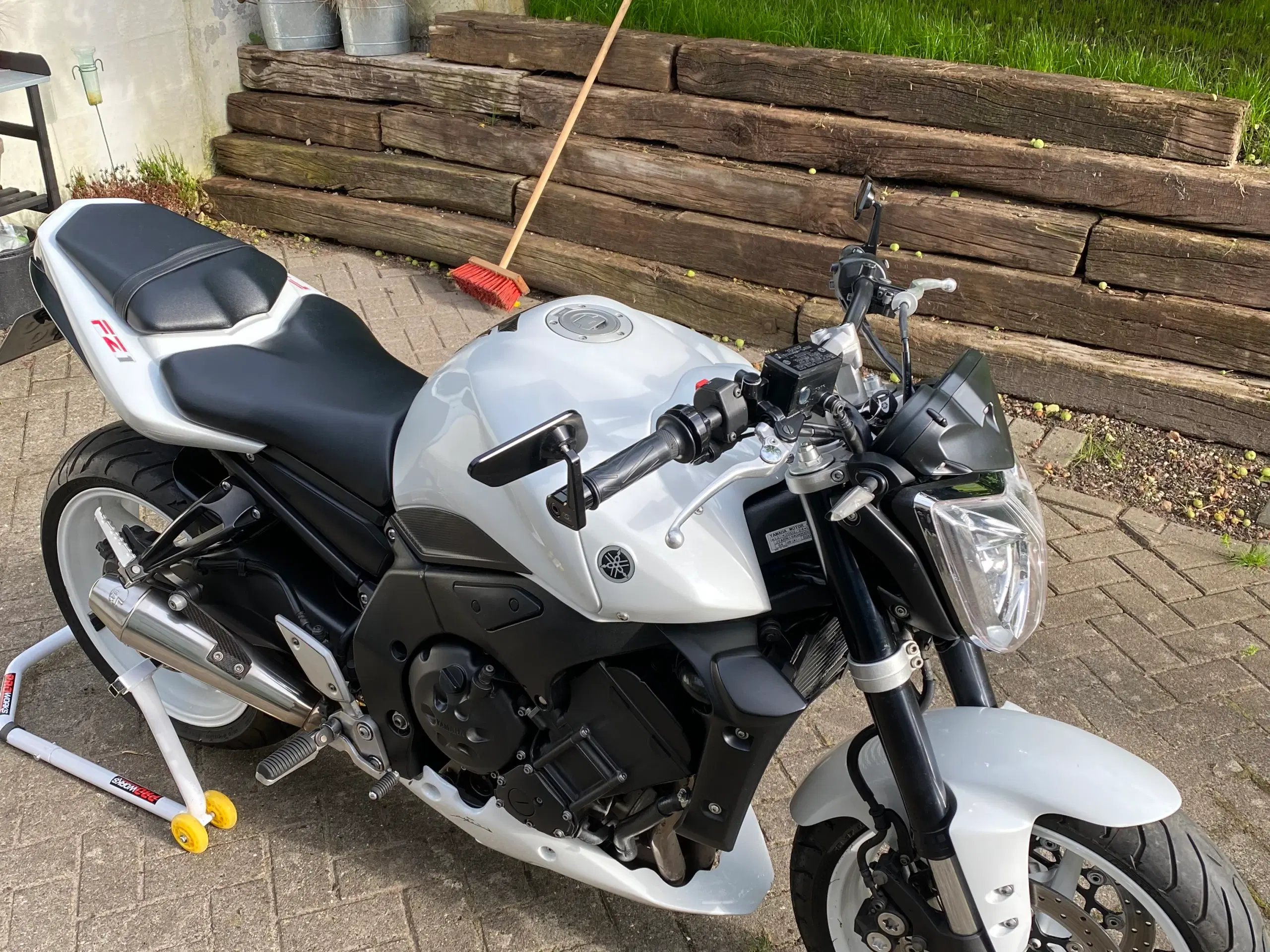 Yamaha fz1