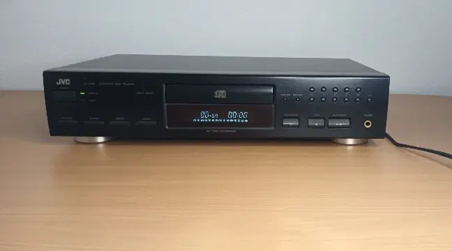 JVC Cd Afspiller Model: XL-V184