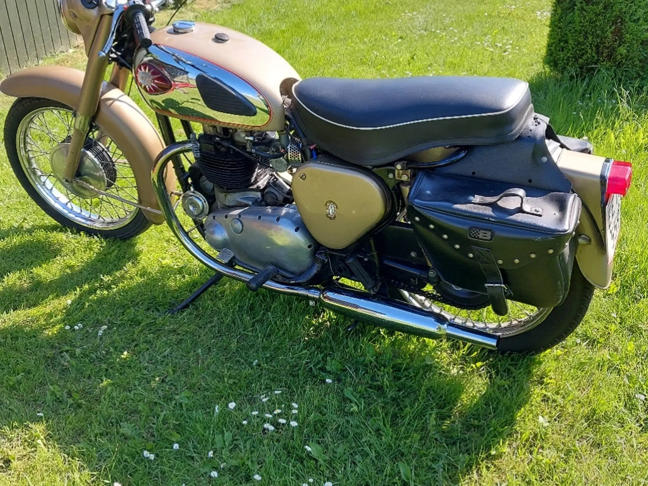 Veteranmotorcykel BSA Golden Flash 1958