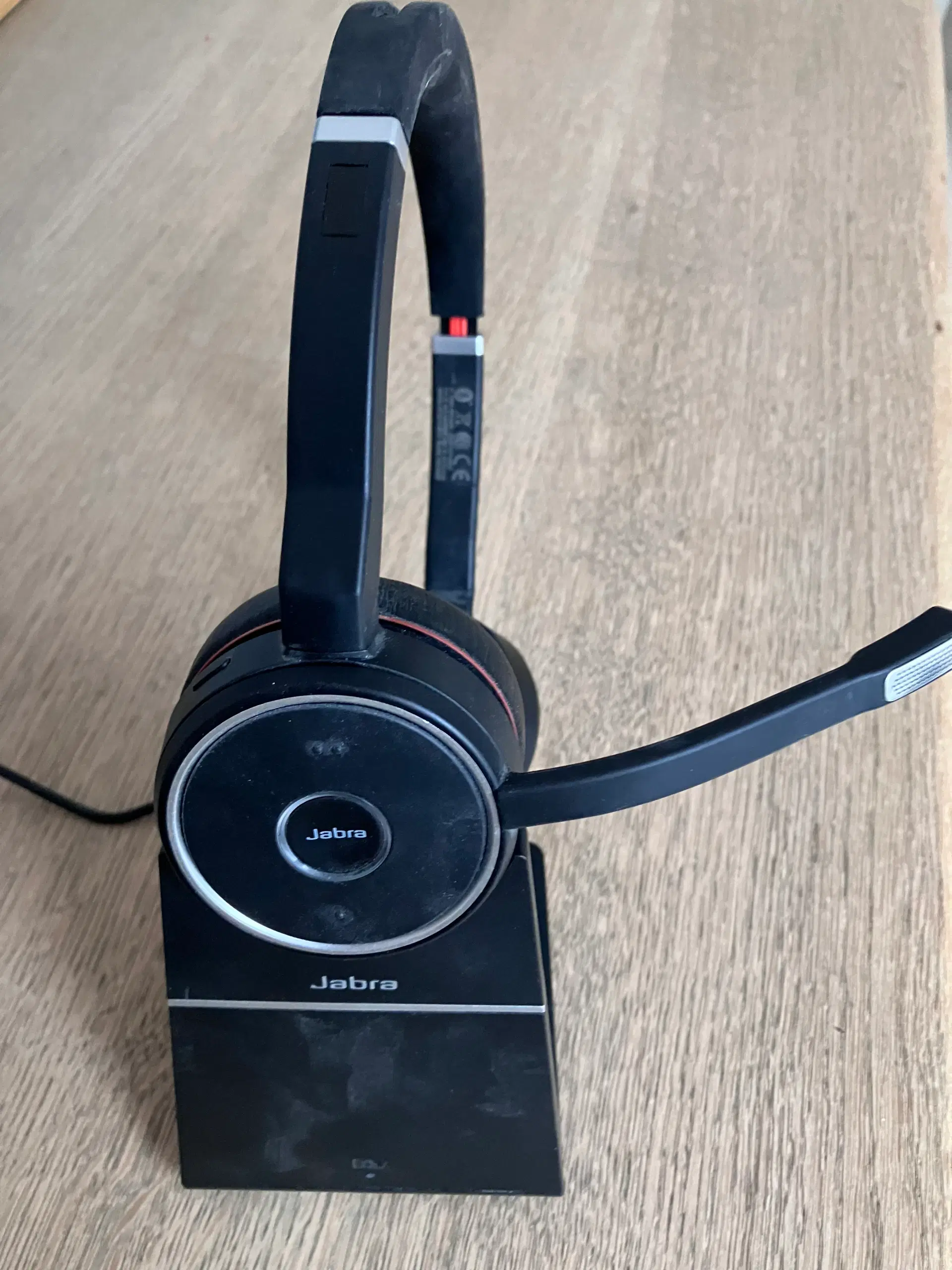 Jabra Evolve 75 headset