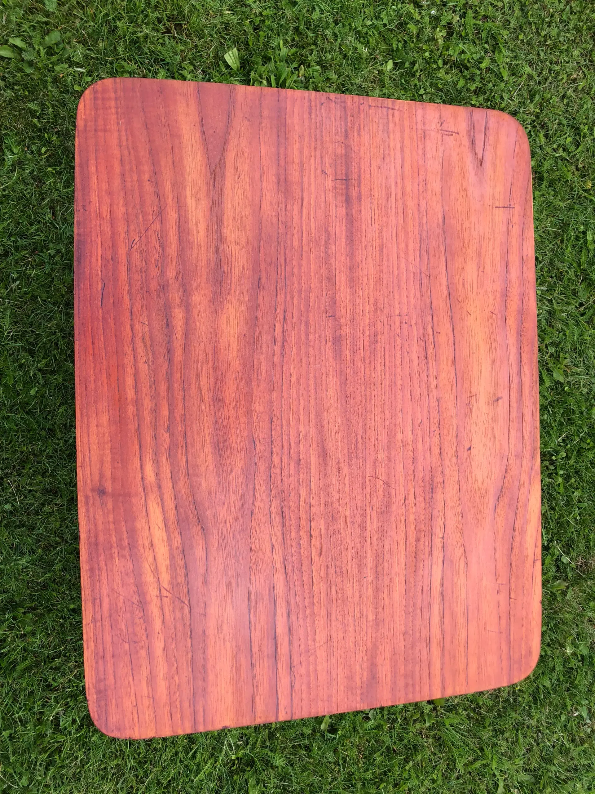 Teak sidebord