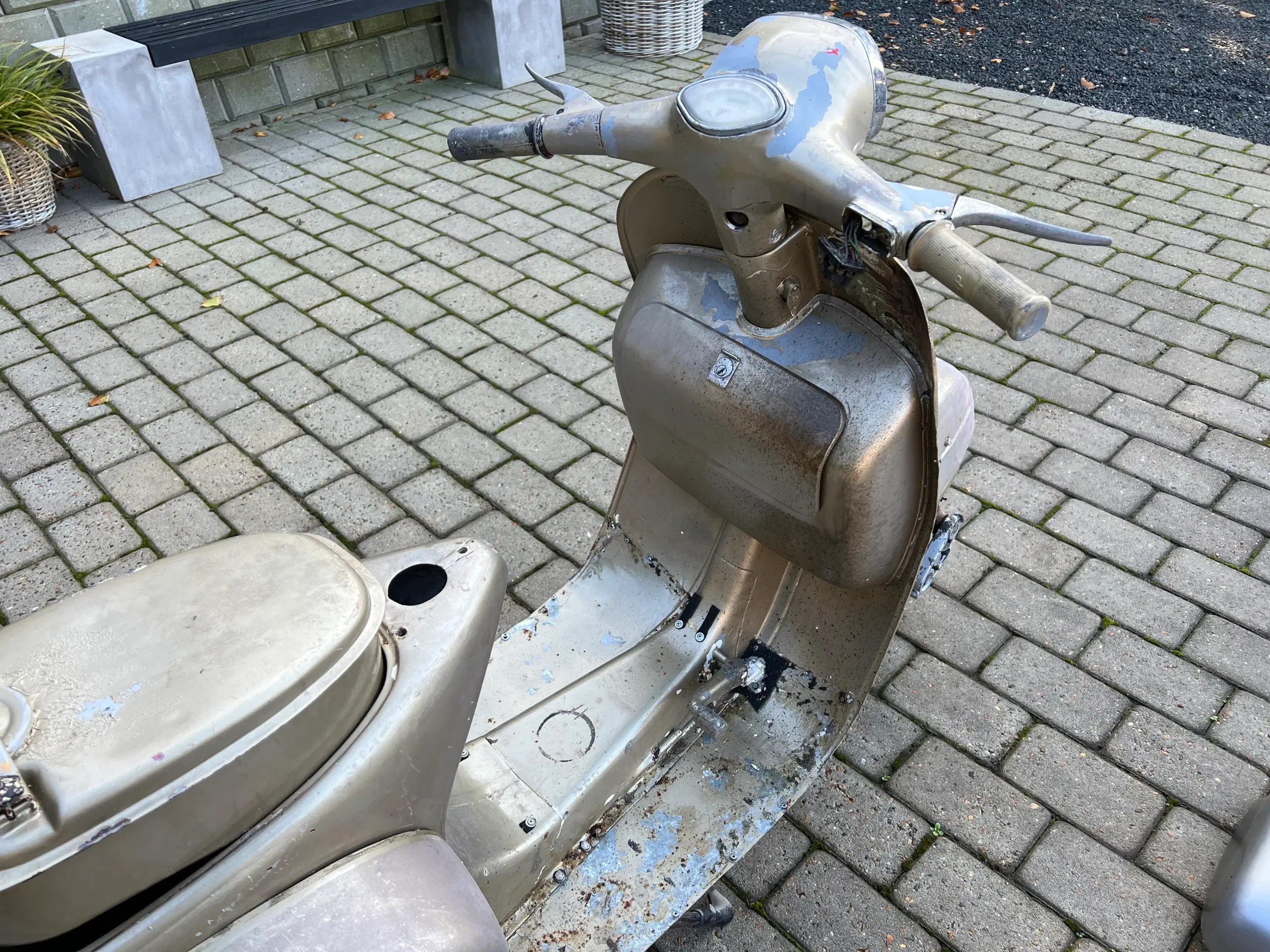 Vespa super sport