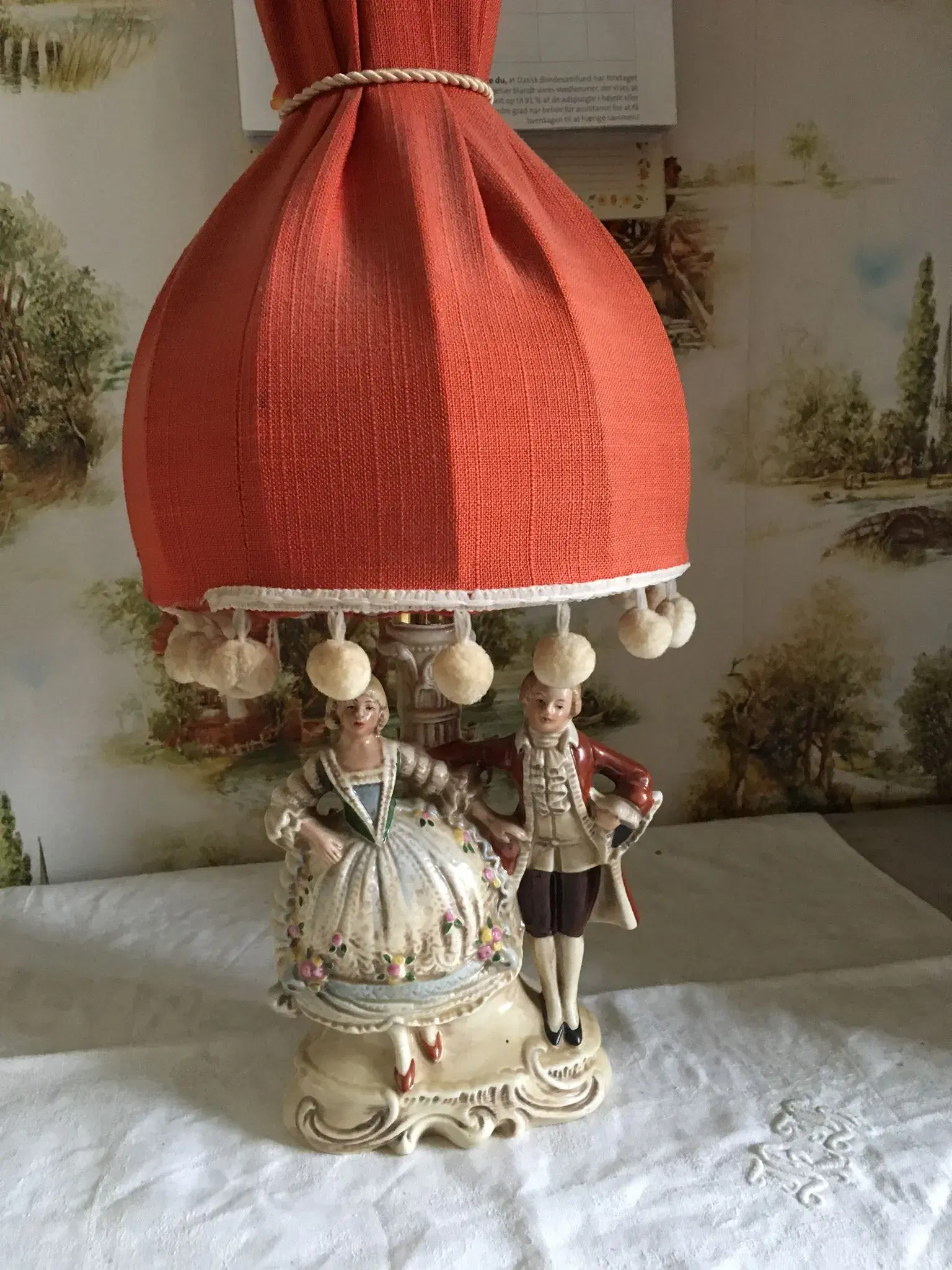 Porcelænsbordlampe